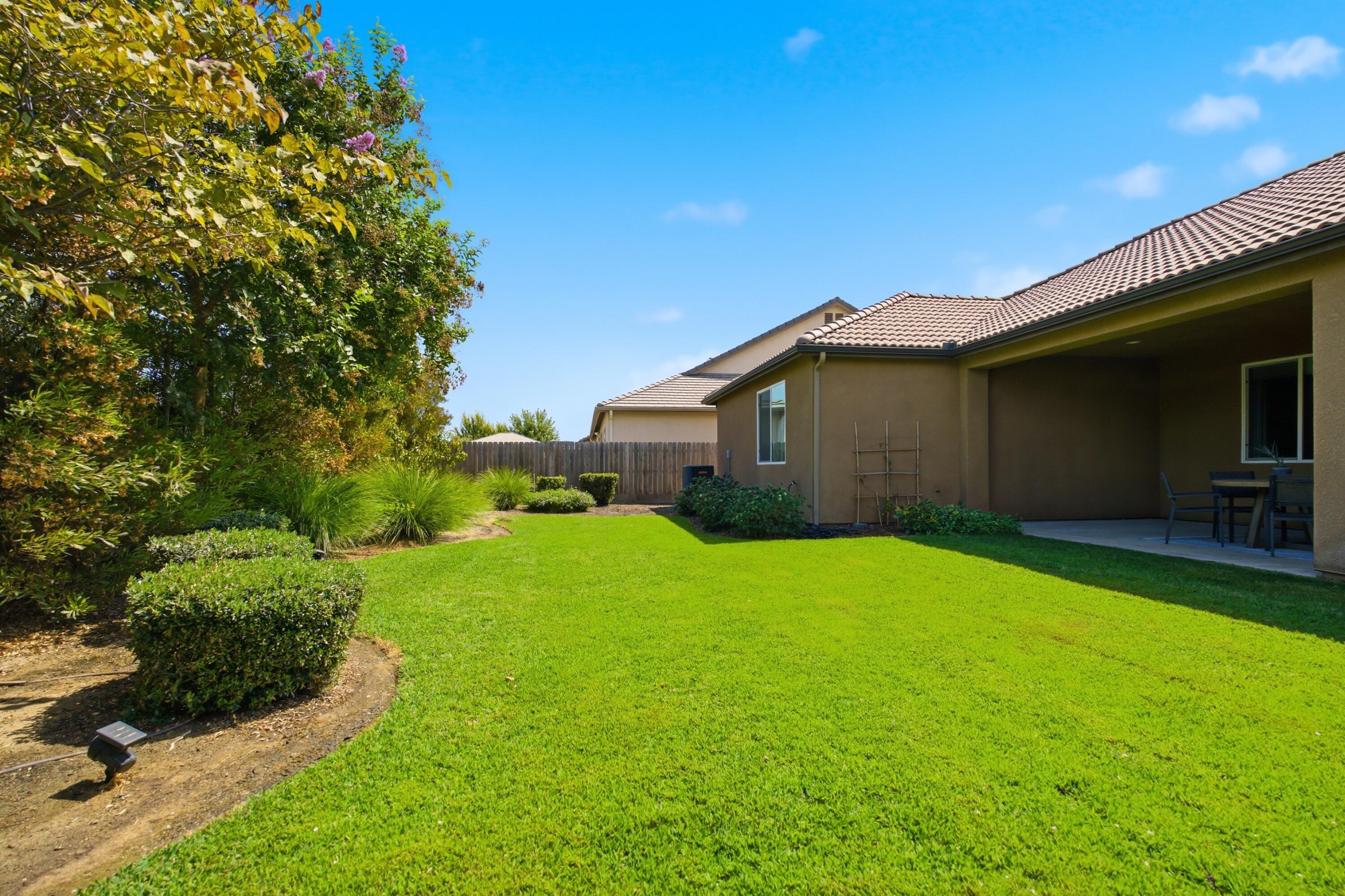 4842 W Payson Ave, Visalia, CA 93291