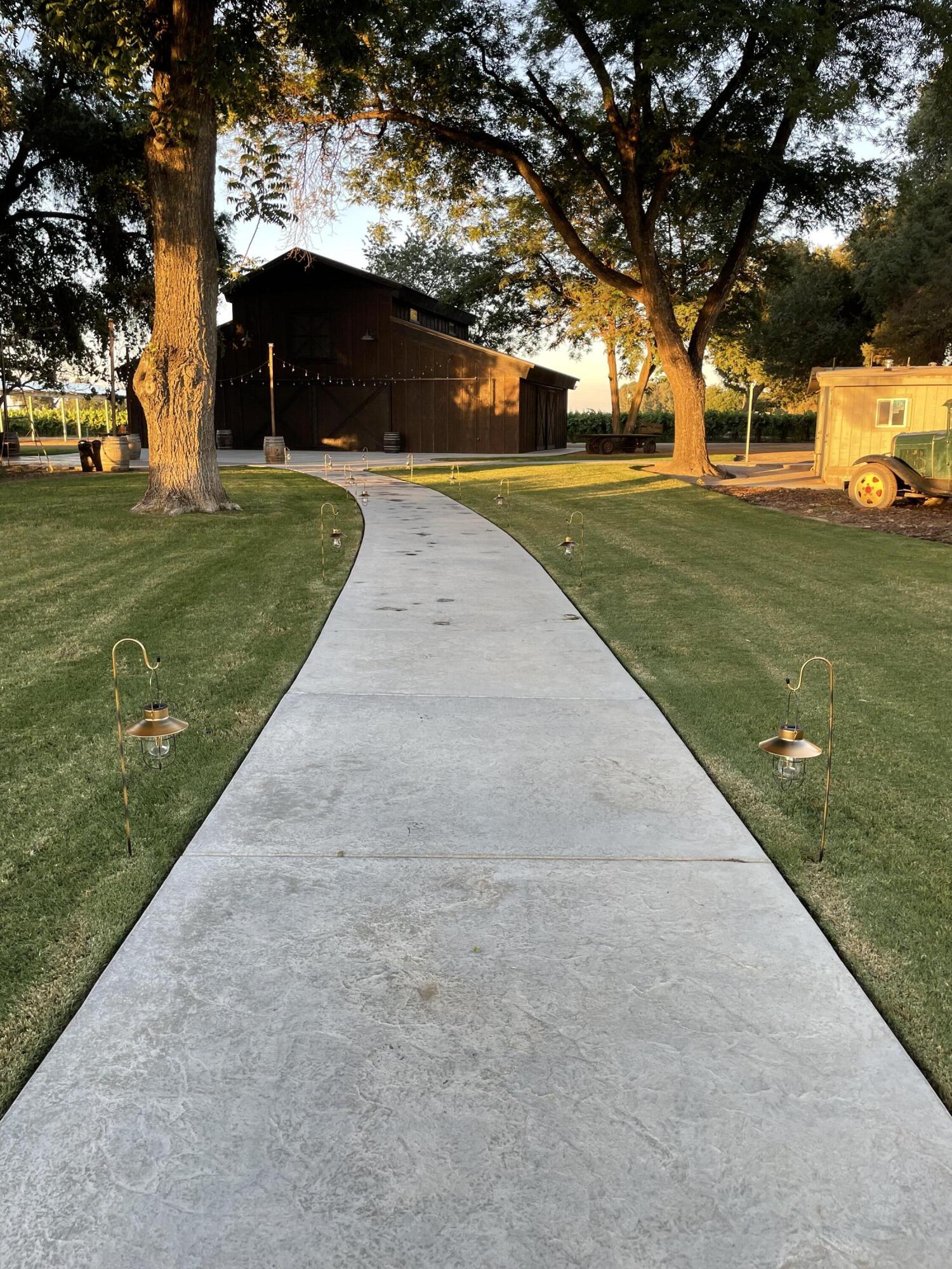 18896 Grangeville Blvd, Lemoore, CA 93245