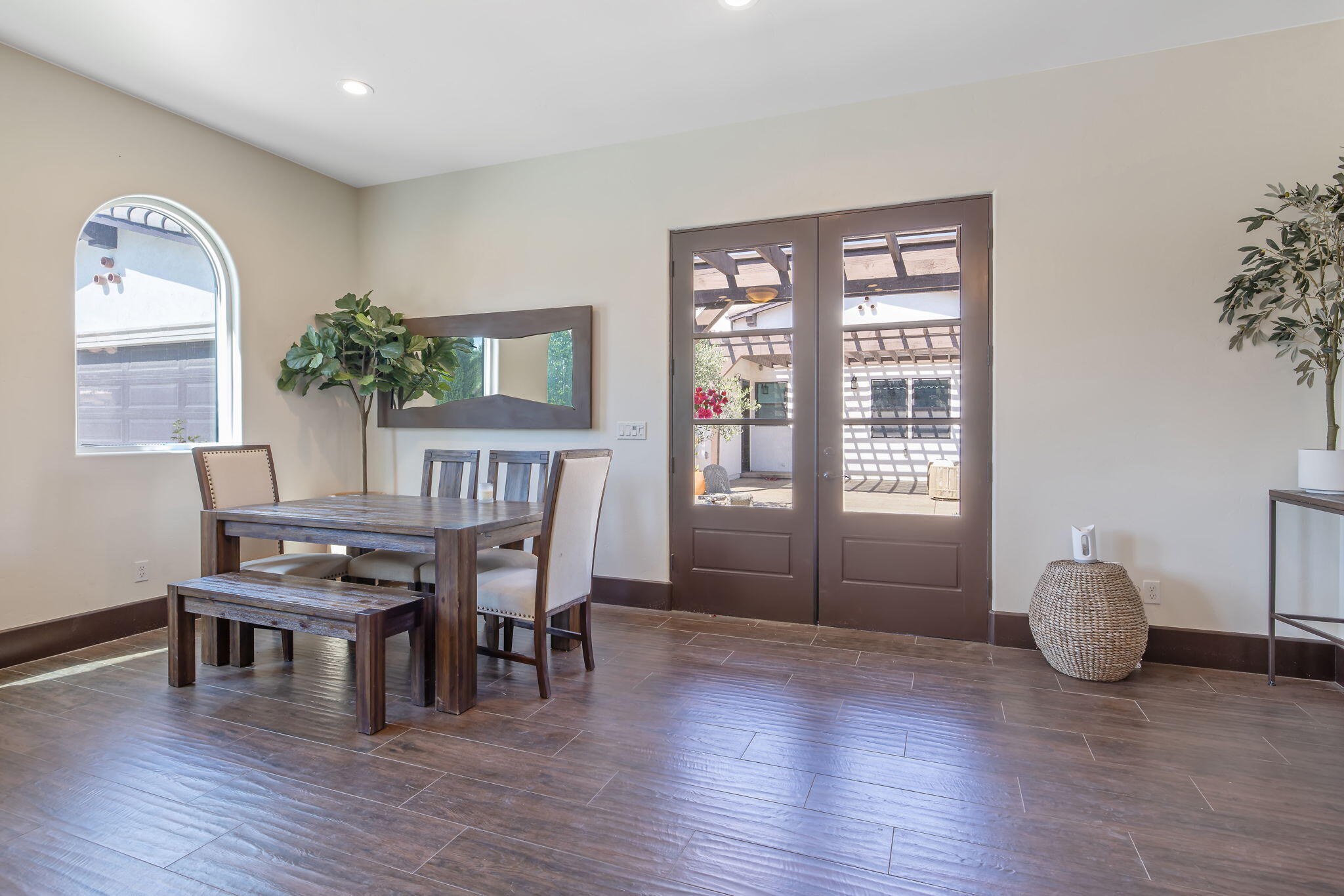 12422 Avenue 264, Visalia, CA 93277