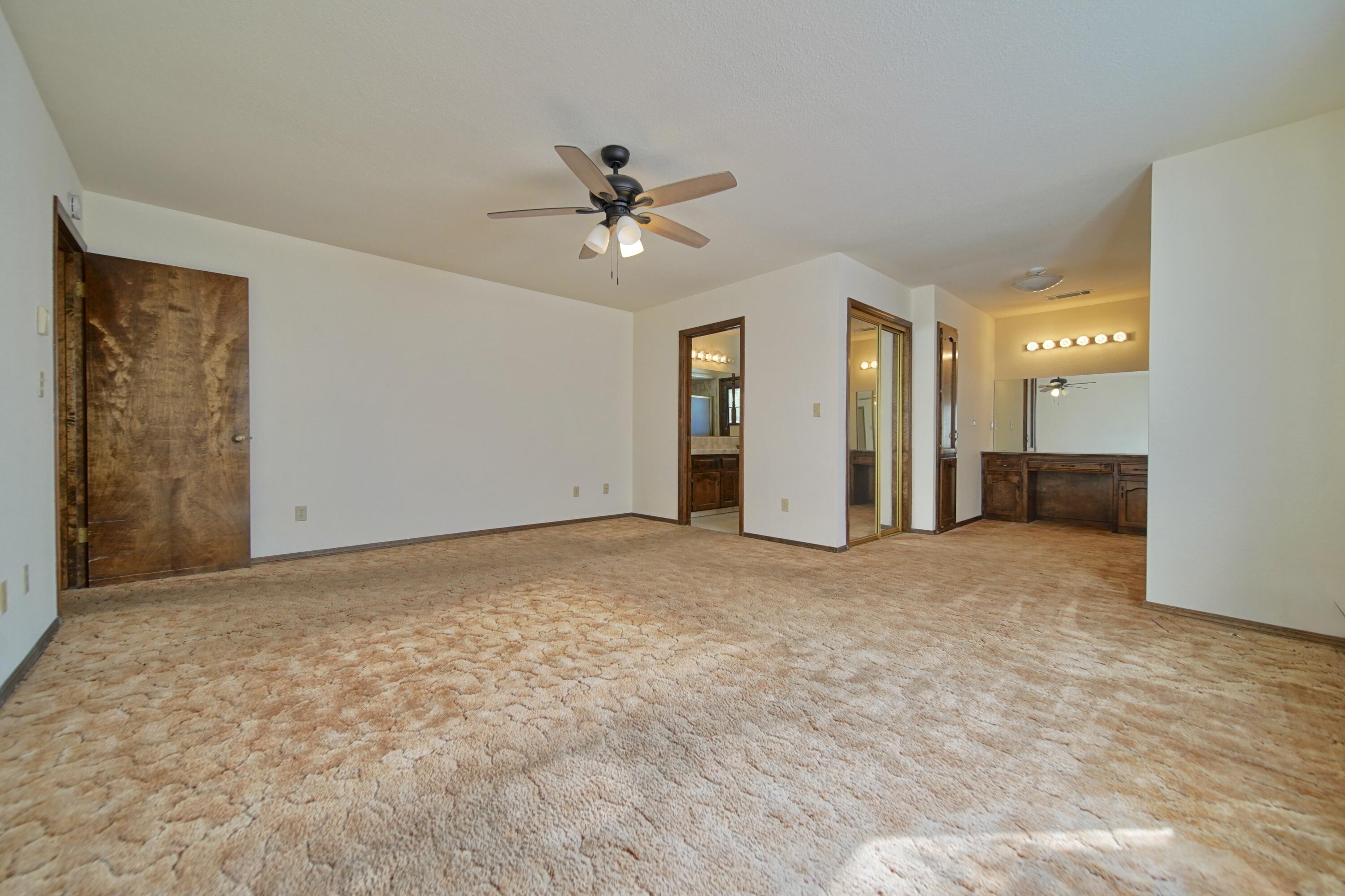 1380 Lindale Pl, Porterville, CA 93257