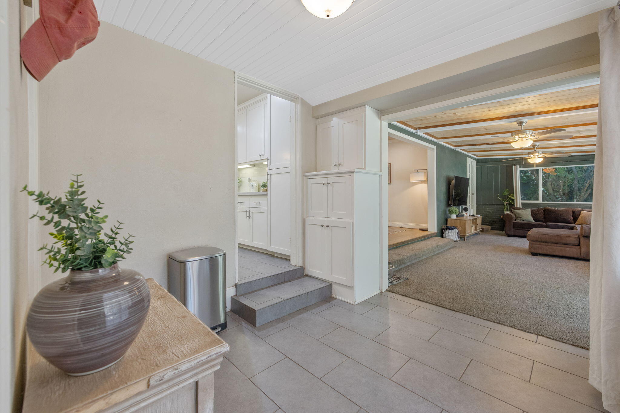 1706 W Myrtle Ave, Visalia, CA 93277