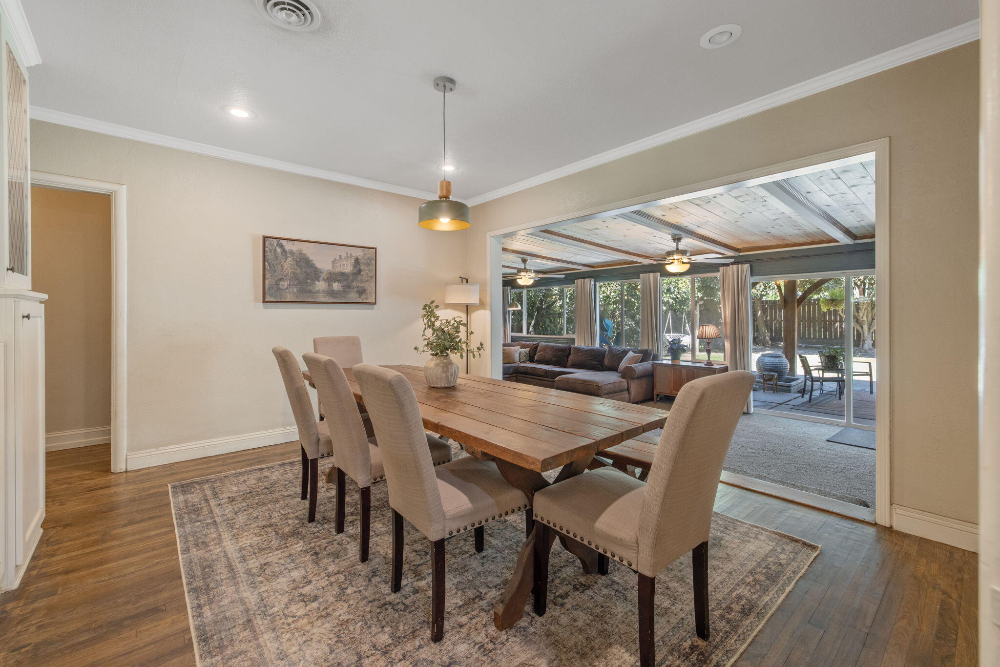 1706 W Myrtle Ave, Visalia, CA 93277