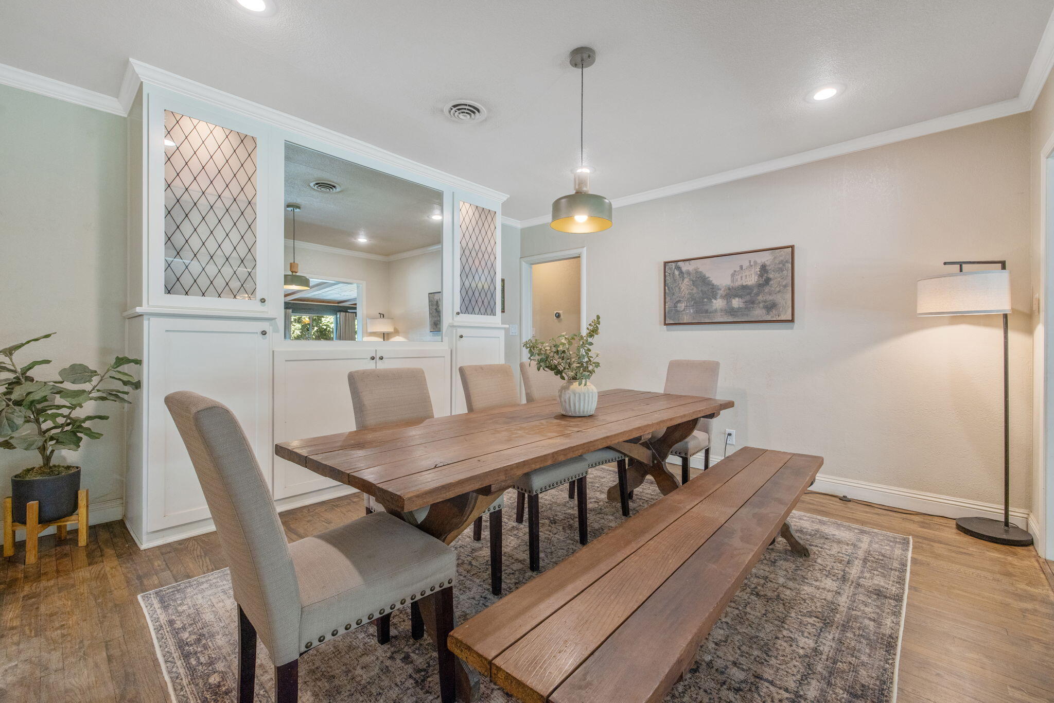 1706 W Myrtle Ave, Visalia, CA 93277
