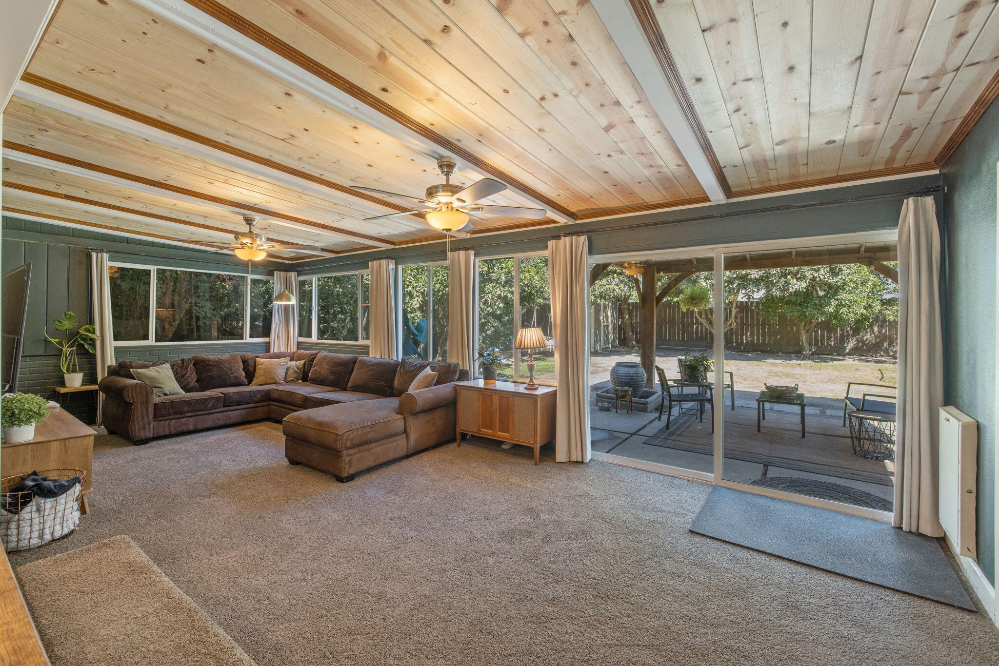 1706 W Myrtle Ave, Visalia, CA 93277