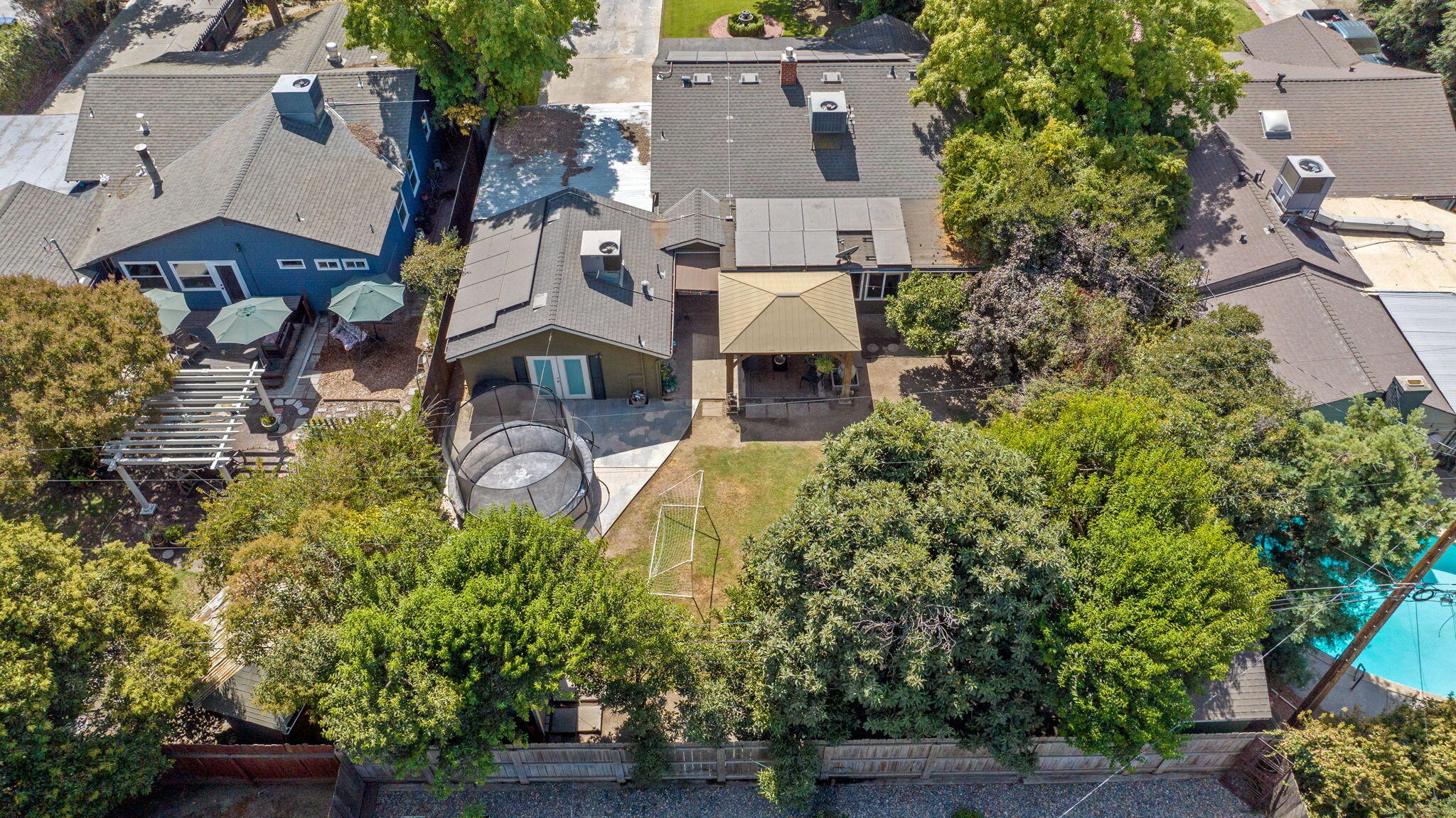 1706 W Myrtle Ave, Visalia, CA 93277