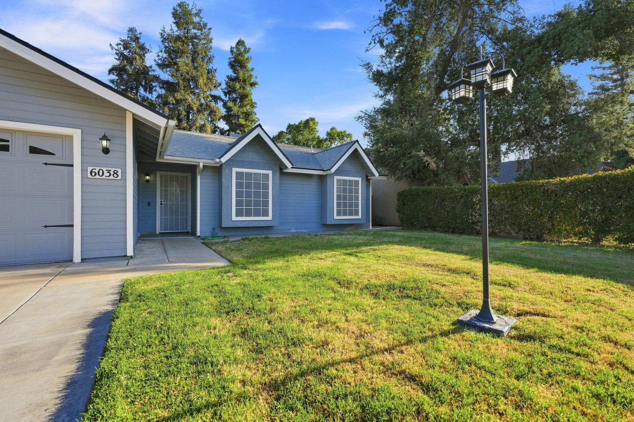 6038 W Judy Ct, Visalia, CA 93277