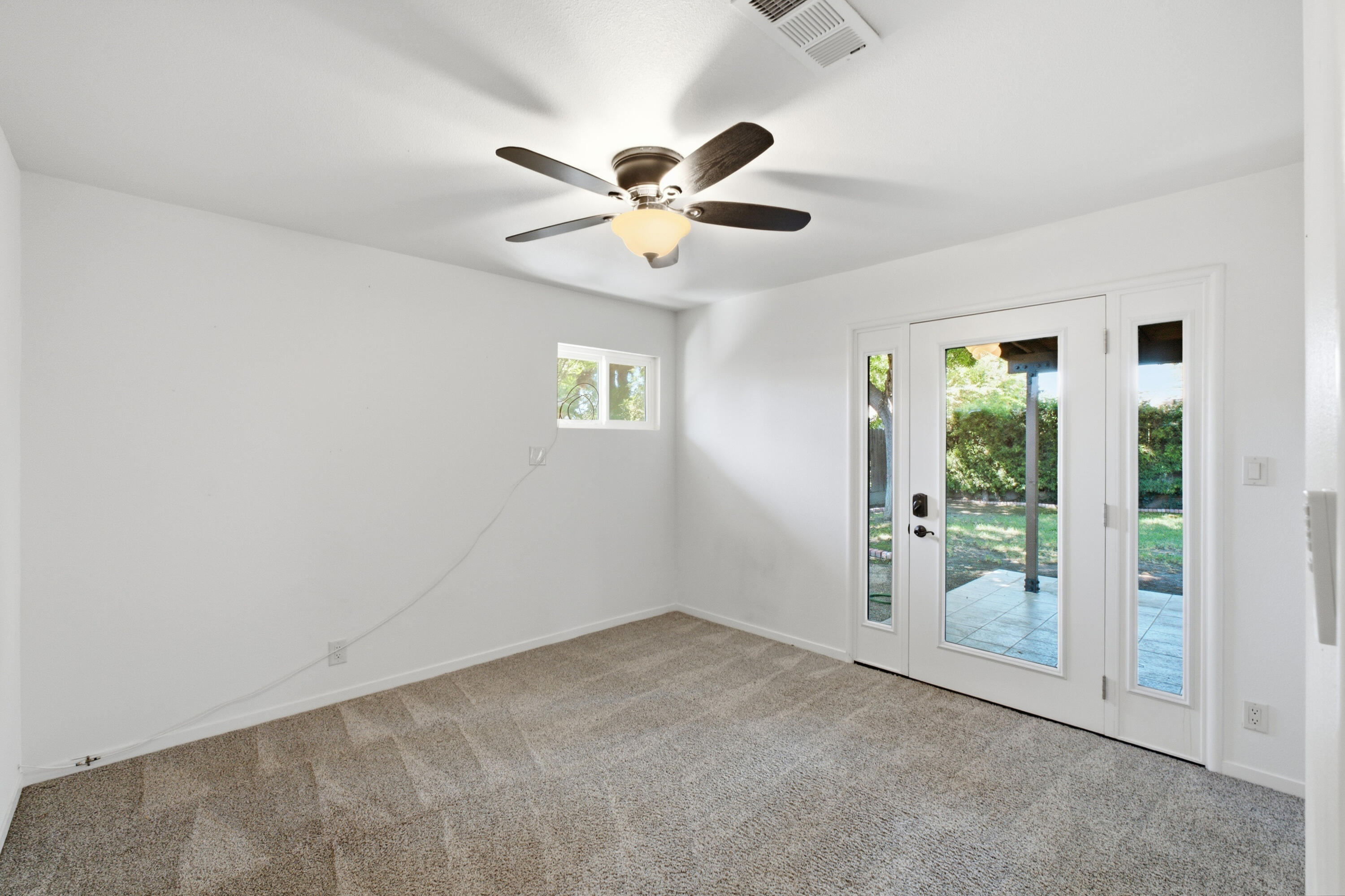 435 N O'farrell Ct, Visalia, CA 93291