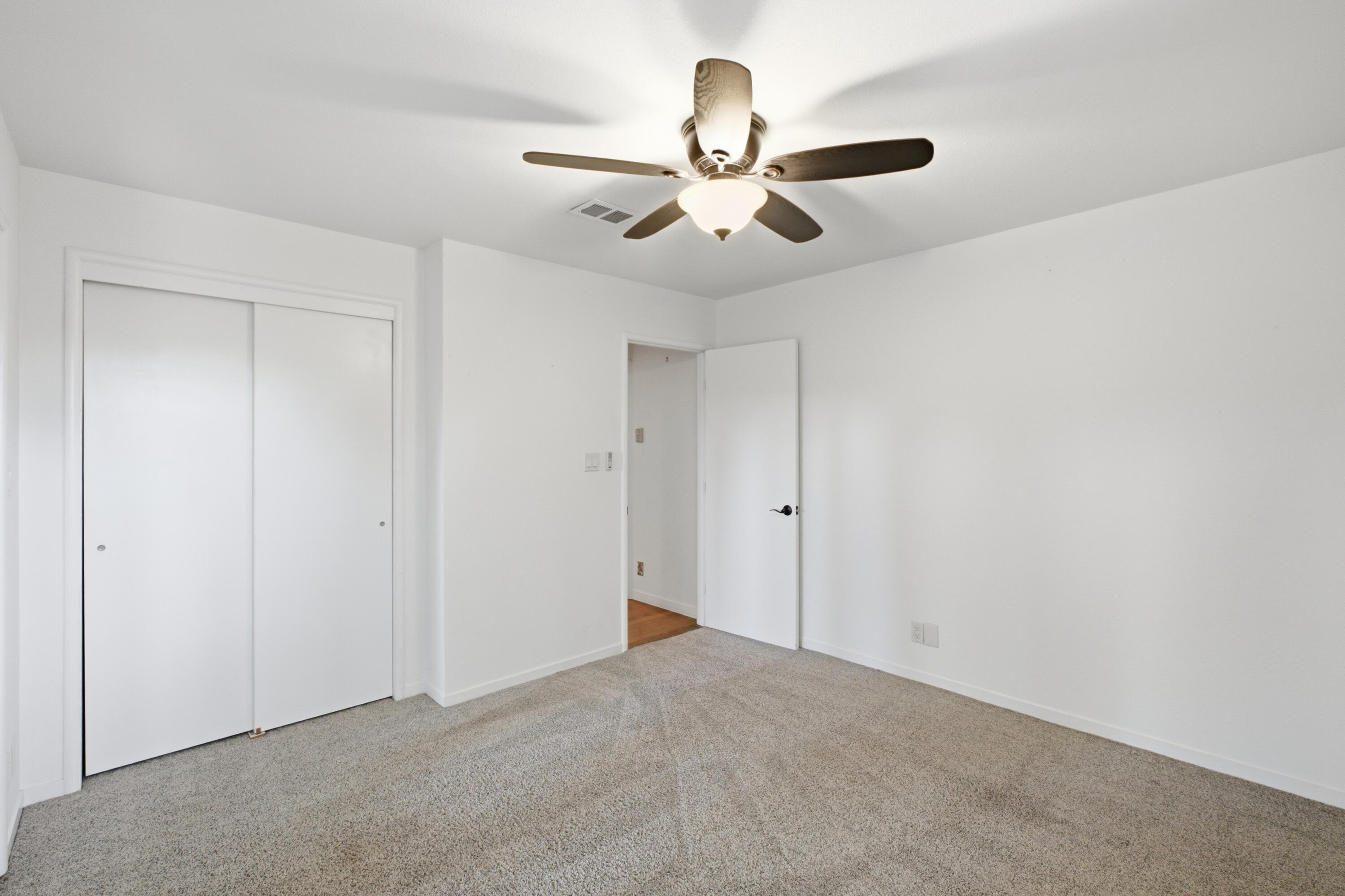 435 N O'farrell Ct, Visalia, CA 93291