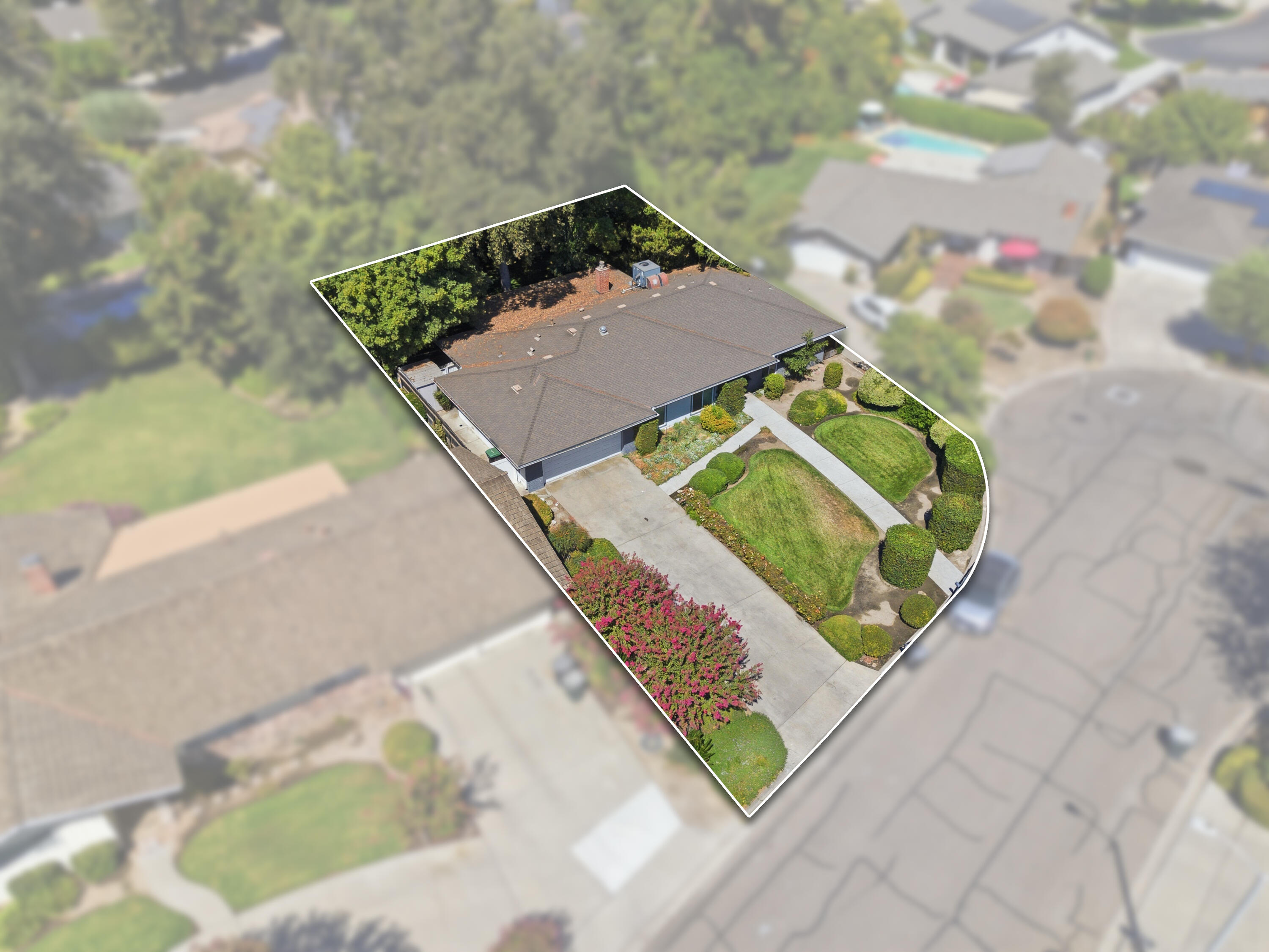 435 N O'farrell Ct, Visalia, CA 93291