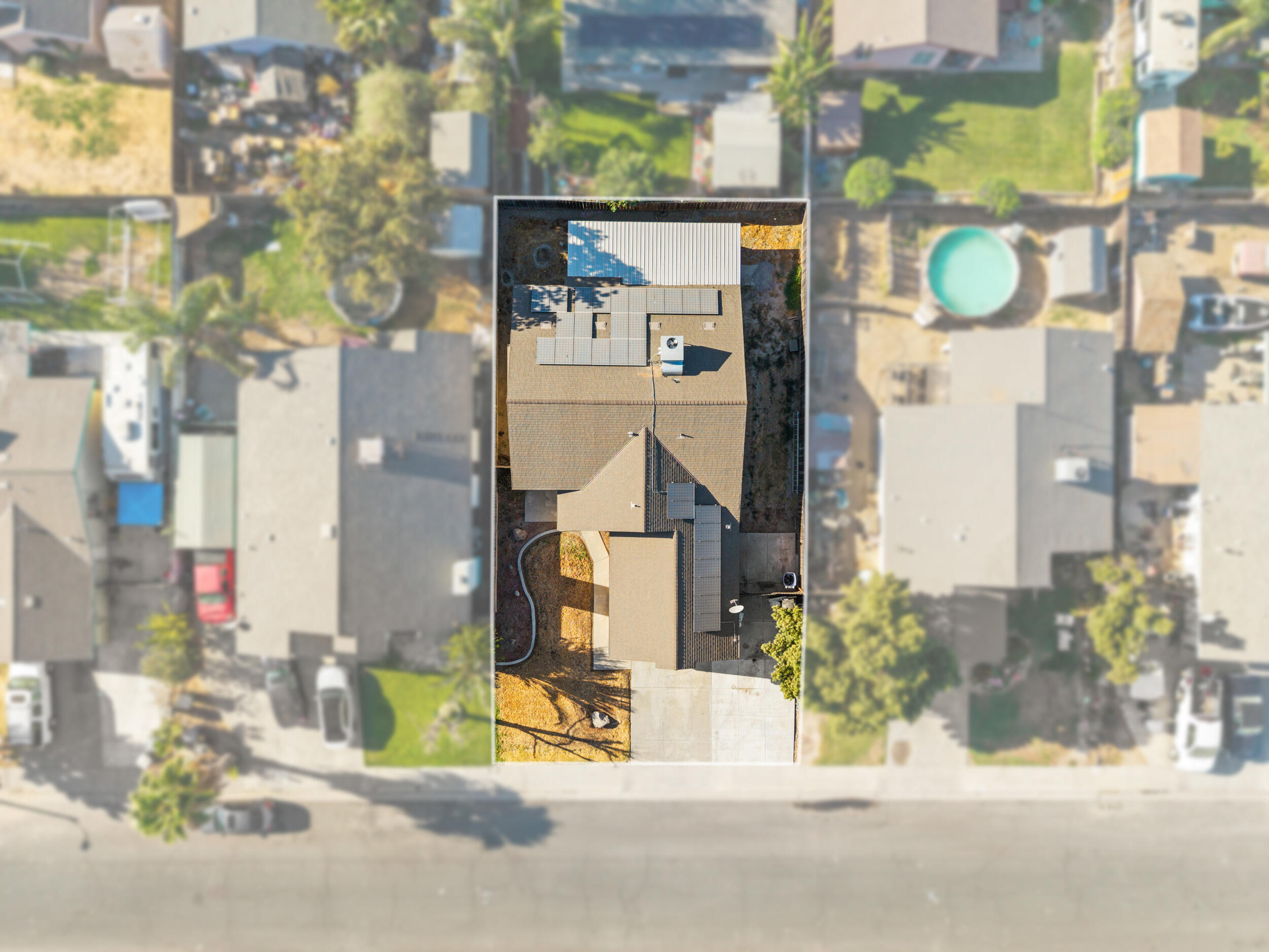 915 Euclid Dr, Hanford, CA 93230