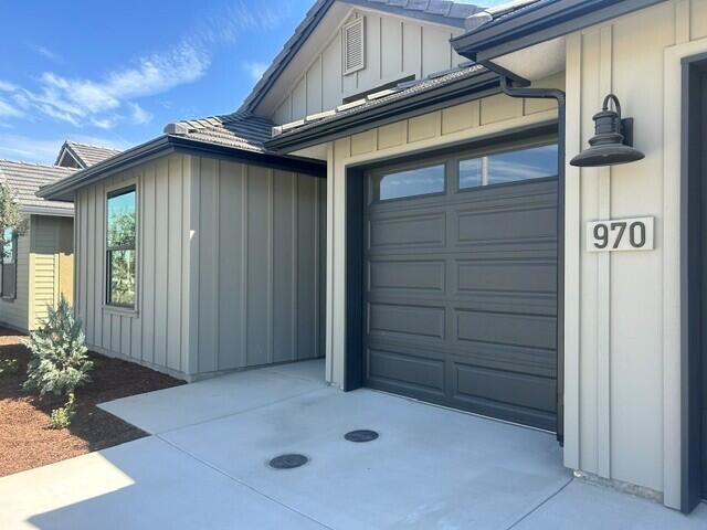 970 Hidden Ridge St, Tulare, CA 93274
