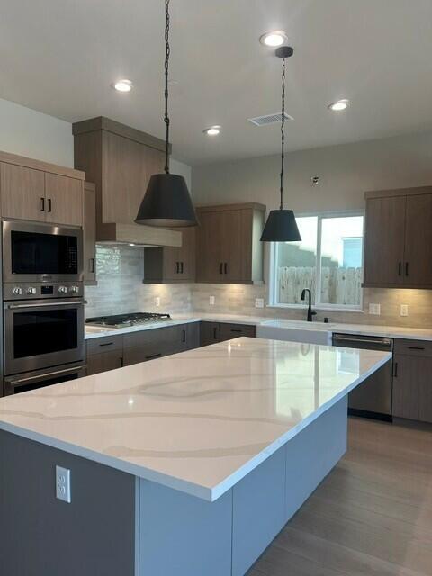 970 Hidden Ridge St, Tulare, CA 93274