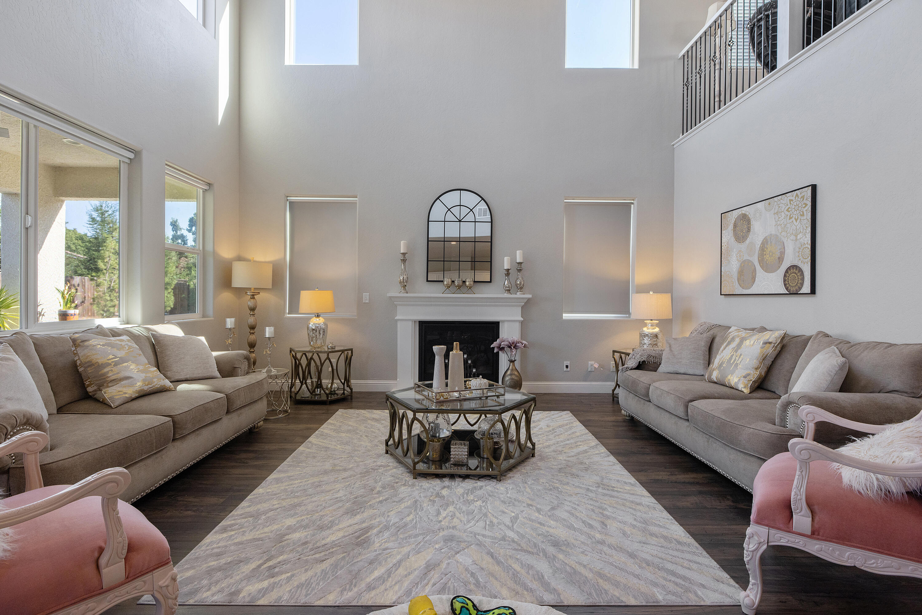 1118 N Vickie Ct, Visalia, CA 93291