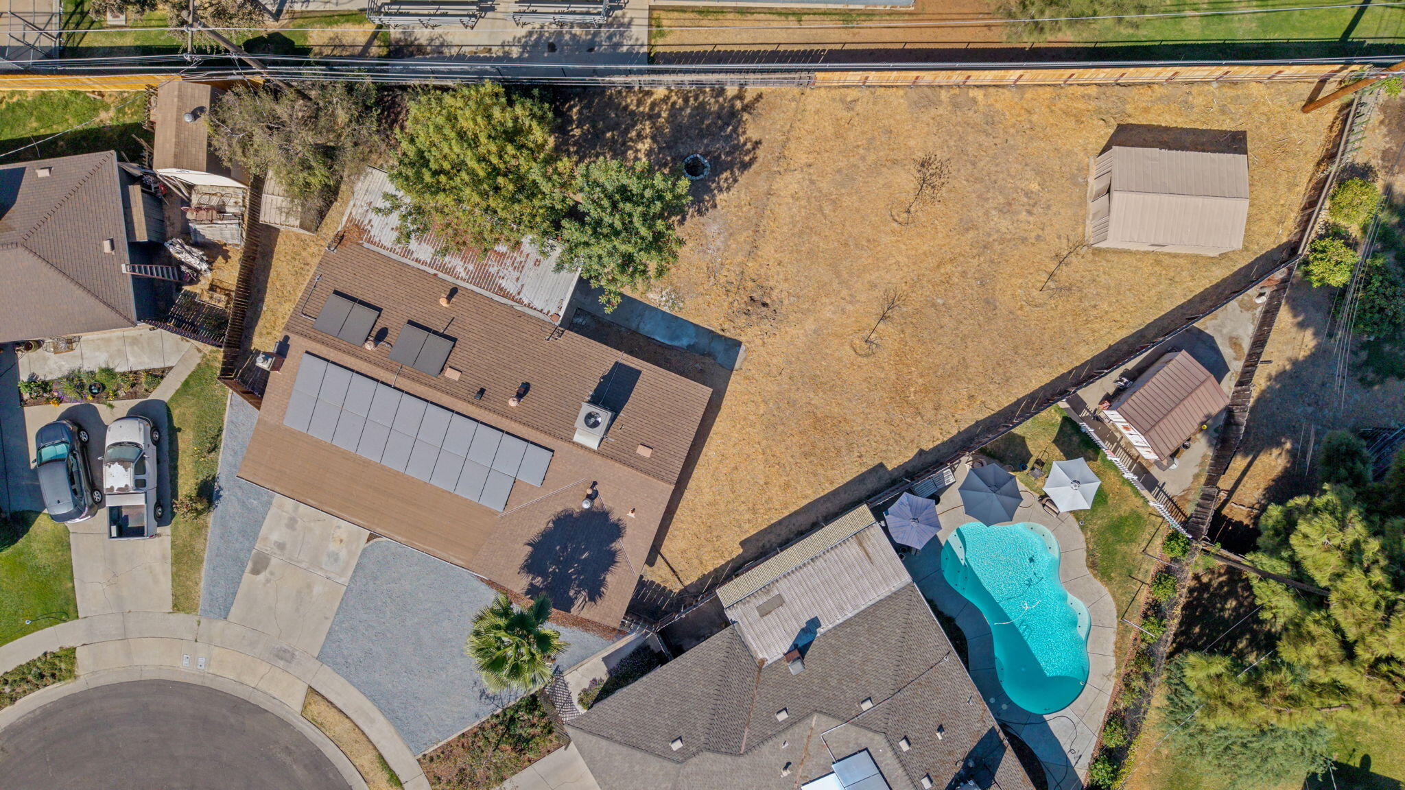 1146 Lassen Dr, Hanford, CA 93230