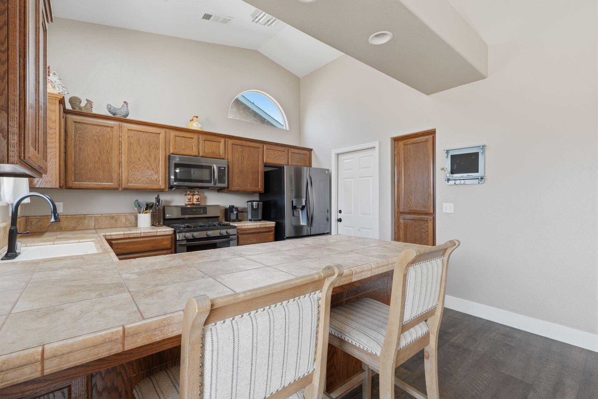 7373 Avenue 306, Visalia, CA 93291
