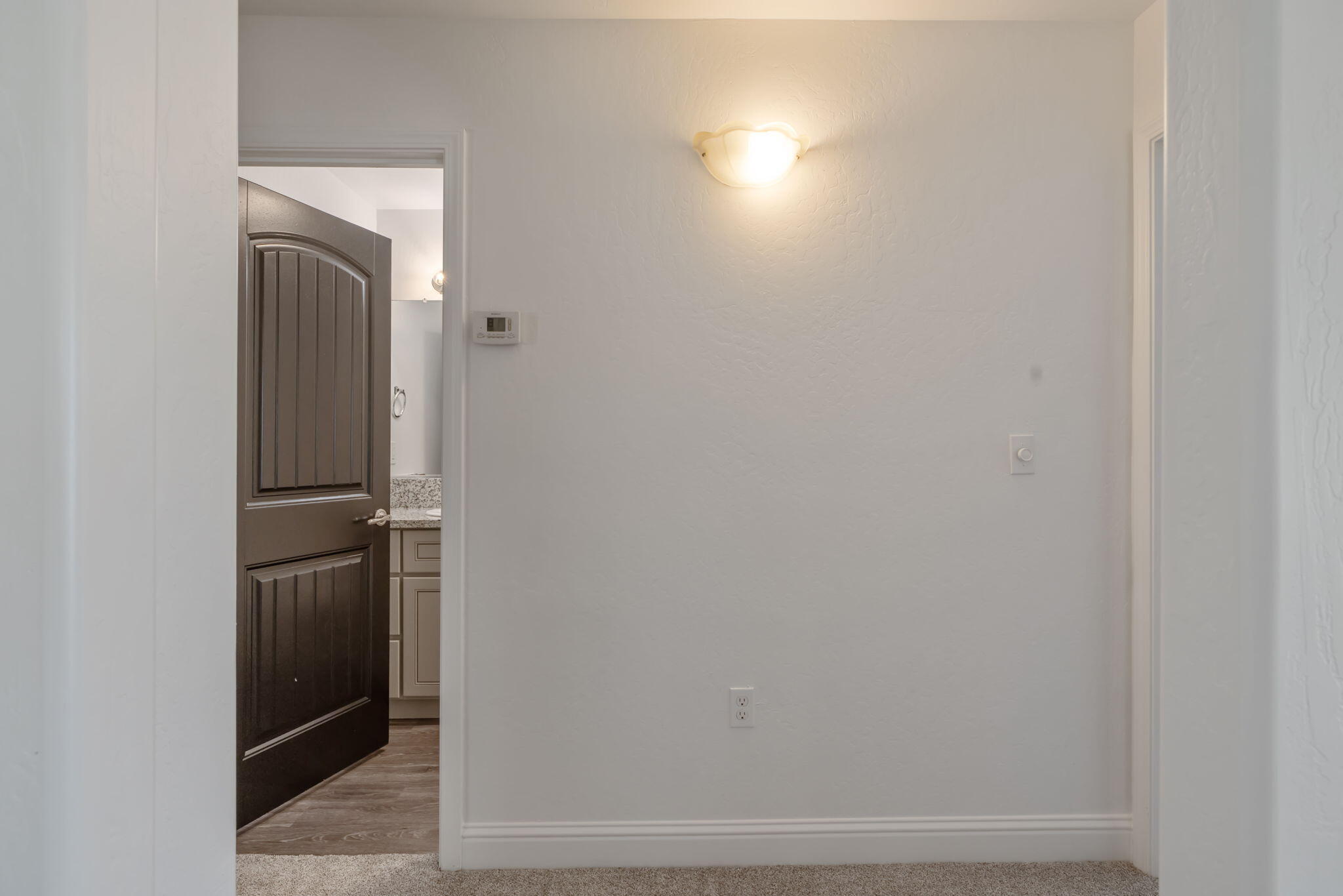 414 Summit Ave, Woodlake, CA 93286