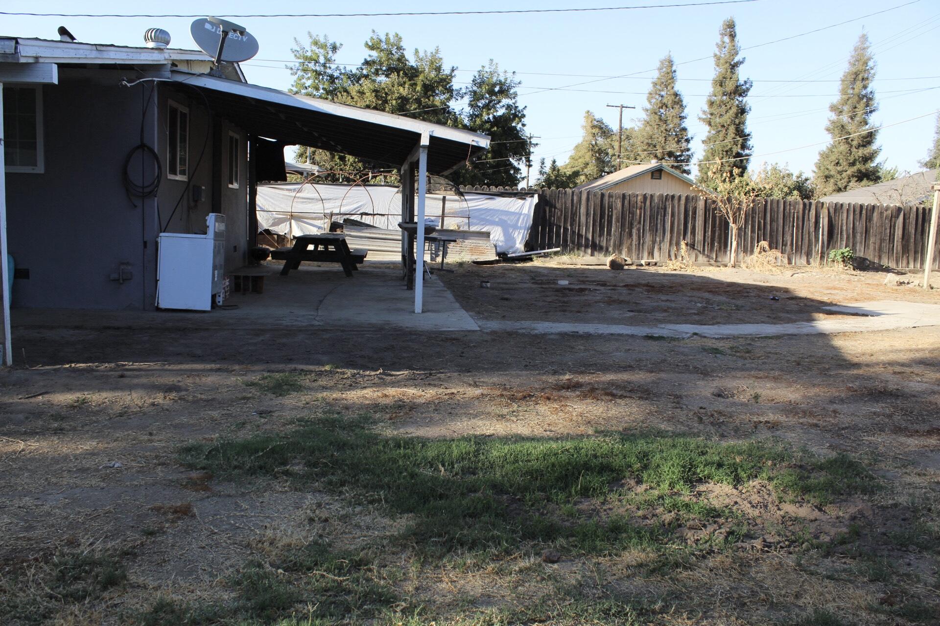 15294 Magnolia Rd, Porterville, CA 93257