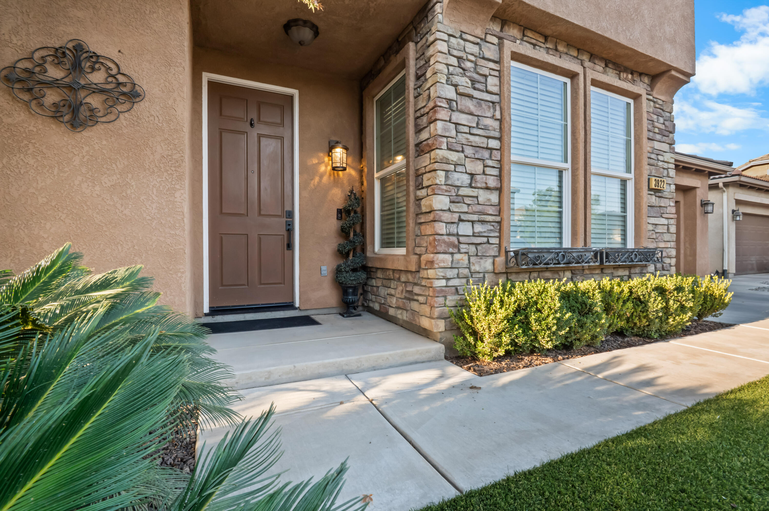 3922 W Flagstaff Ave, Visalia, CA 93291