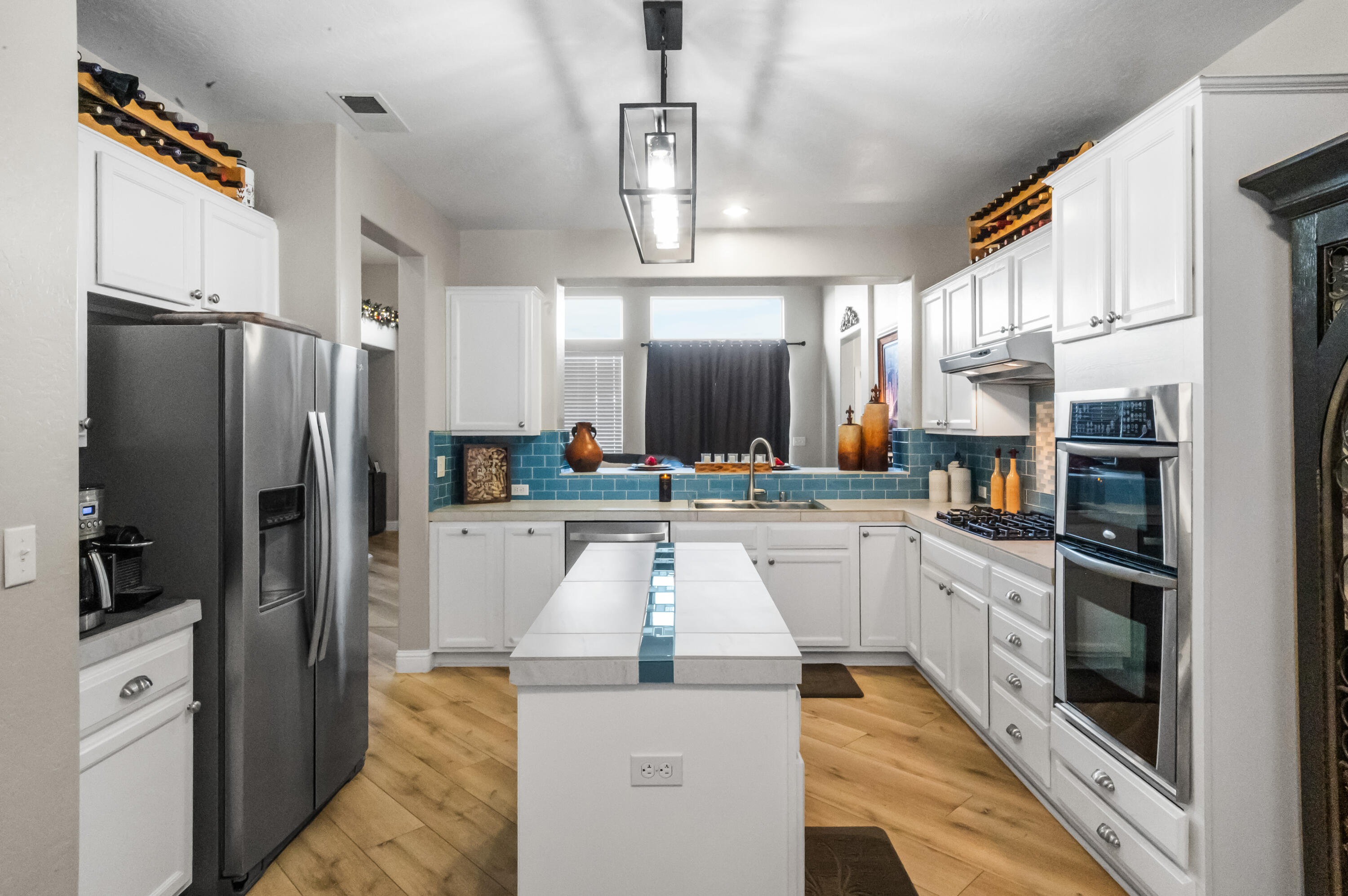 3922 W Flagstaff Ave, Visalia, CA 93291