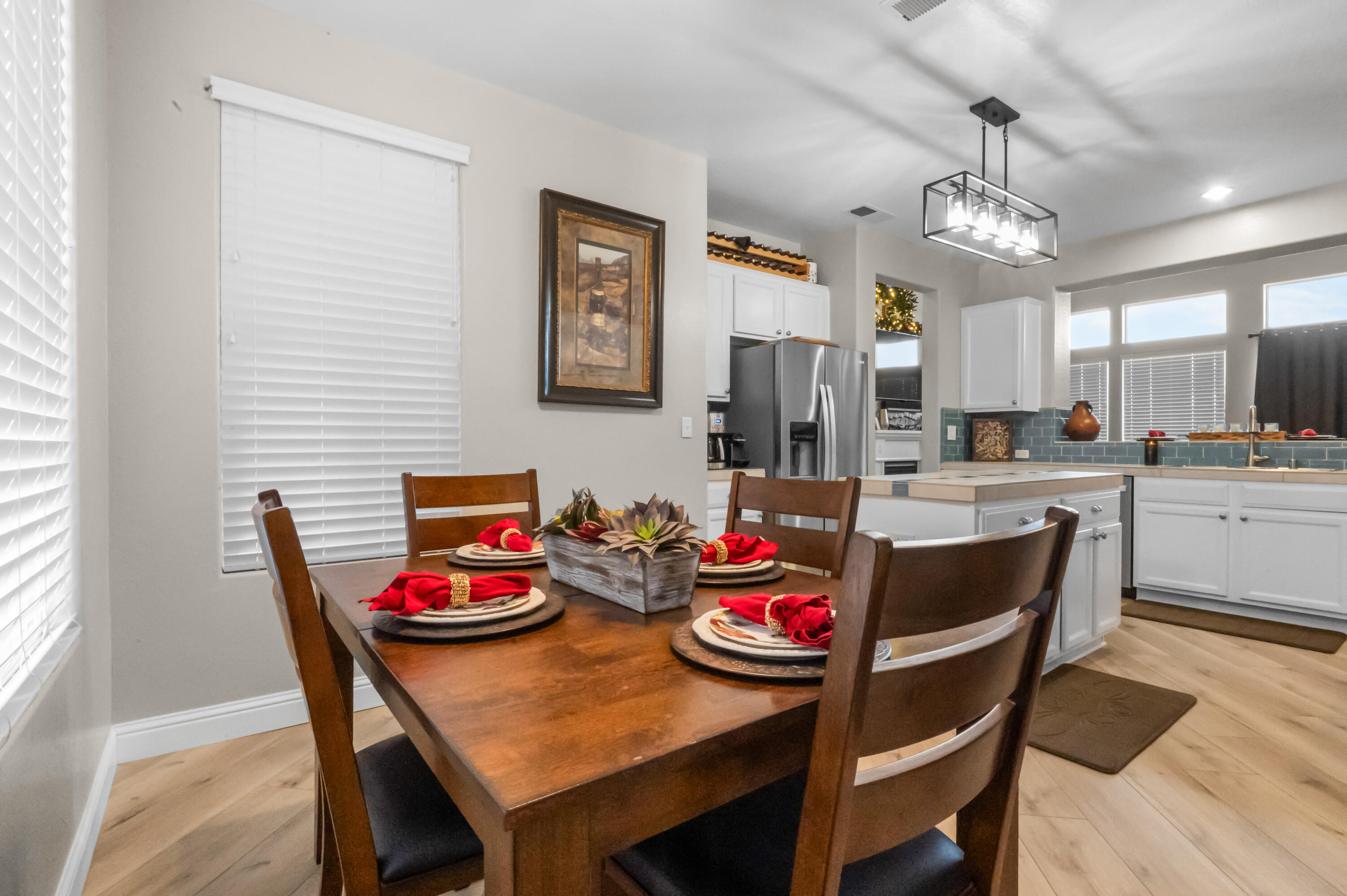 3922 W Flagstaff Ave, Visalia, CA 93291