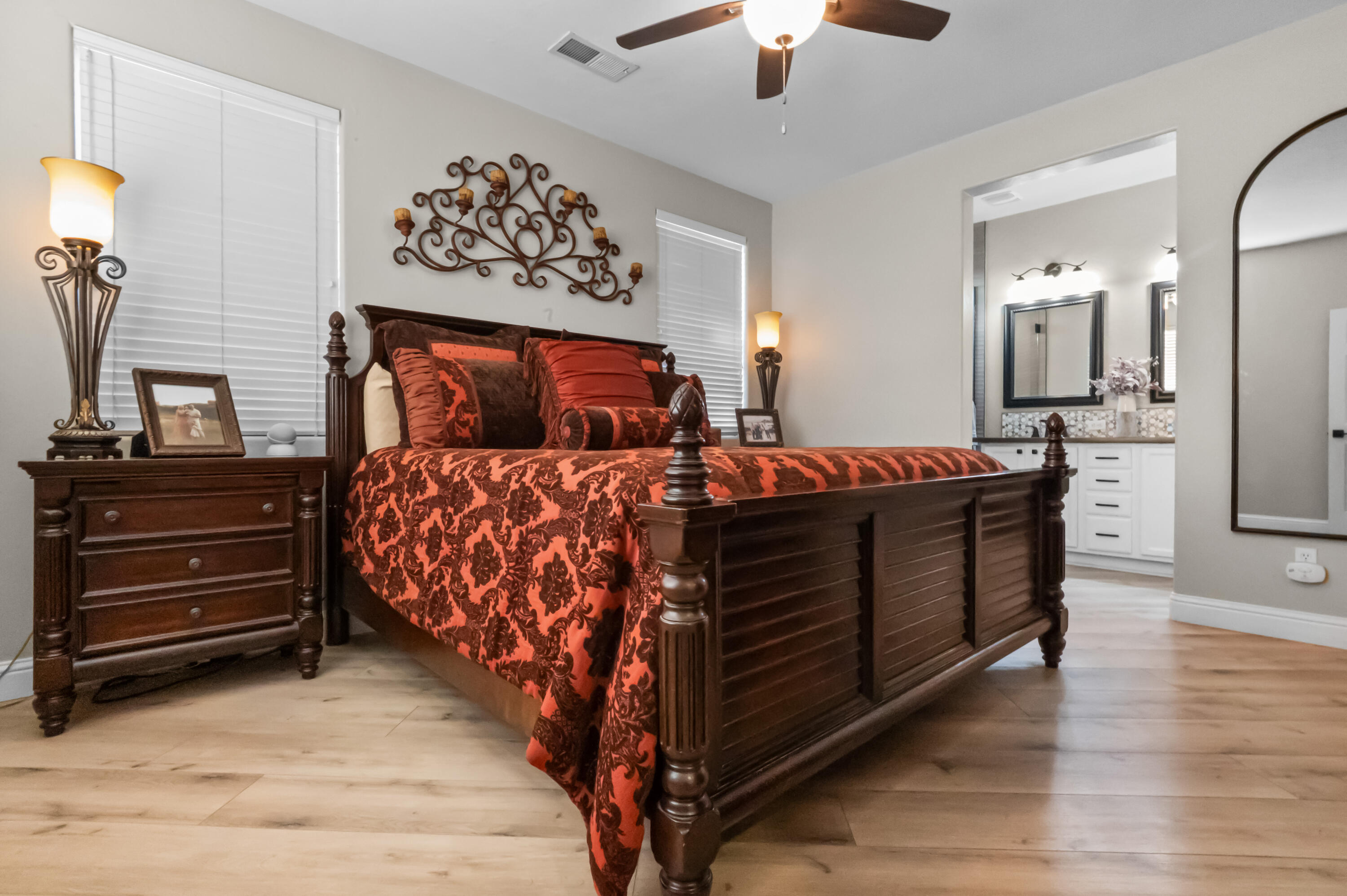 3922 W Flagstaff Ave, Visalia, CA 93291