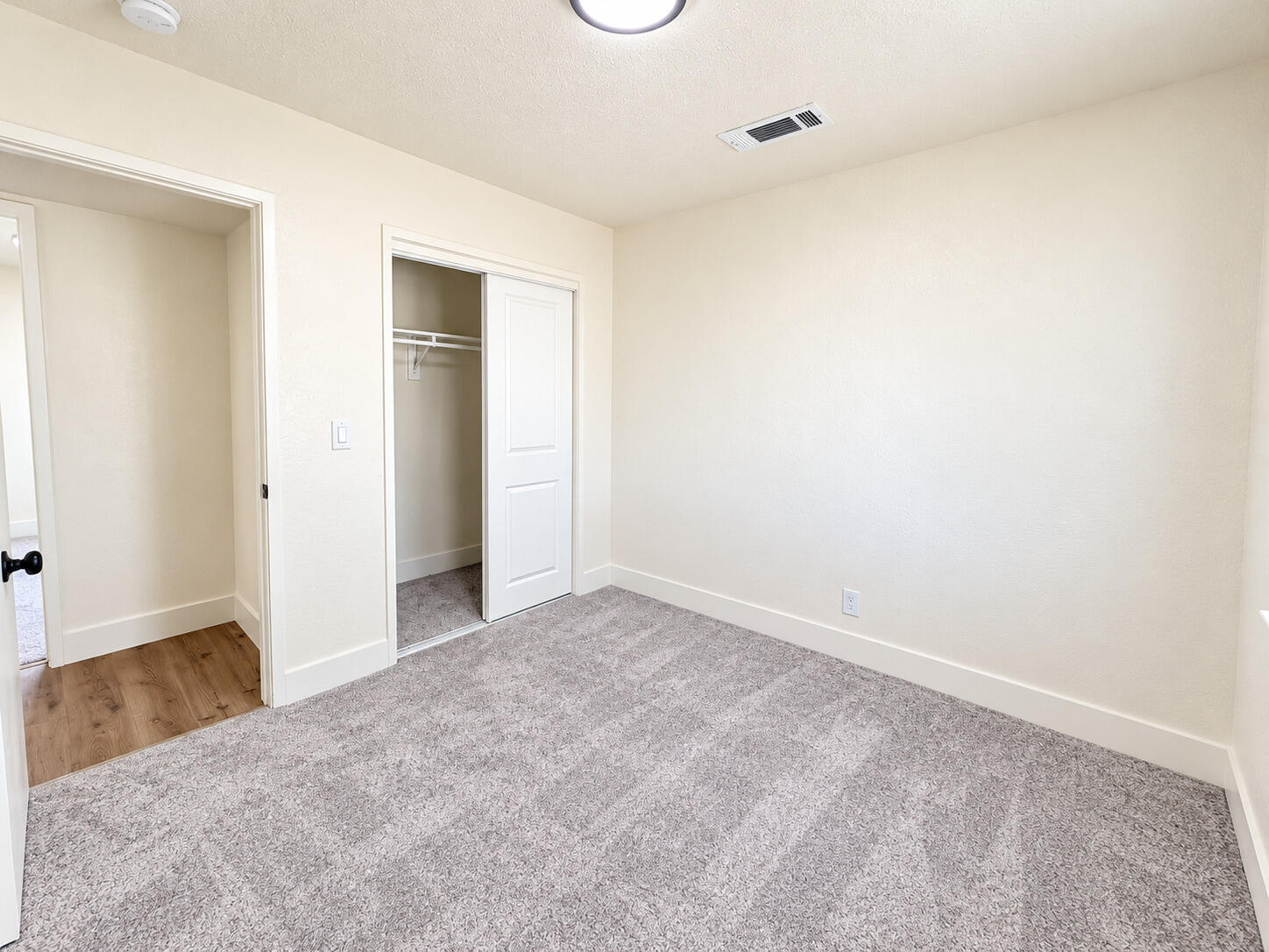 15985 Edmiston Ave, Ivanhoe, CA 93235