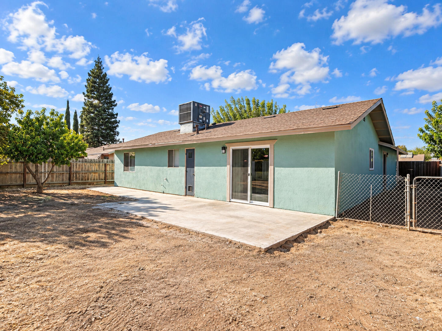15985 Edmiston Ave, Ivanhoe, CA 93235