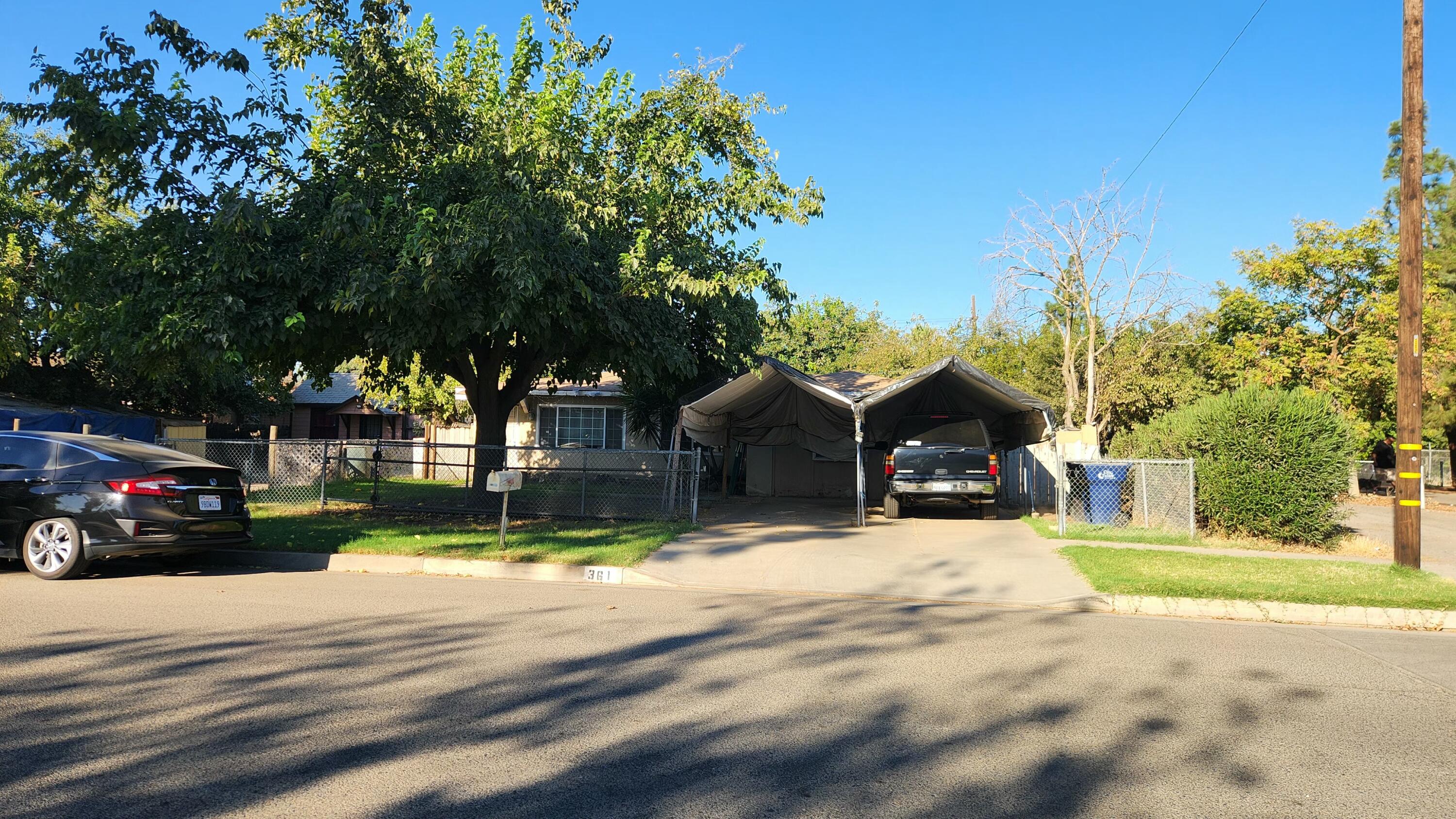 361 N G St, Tulare, CA 93274