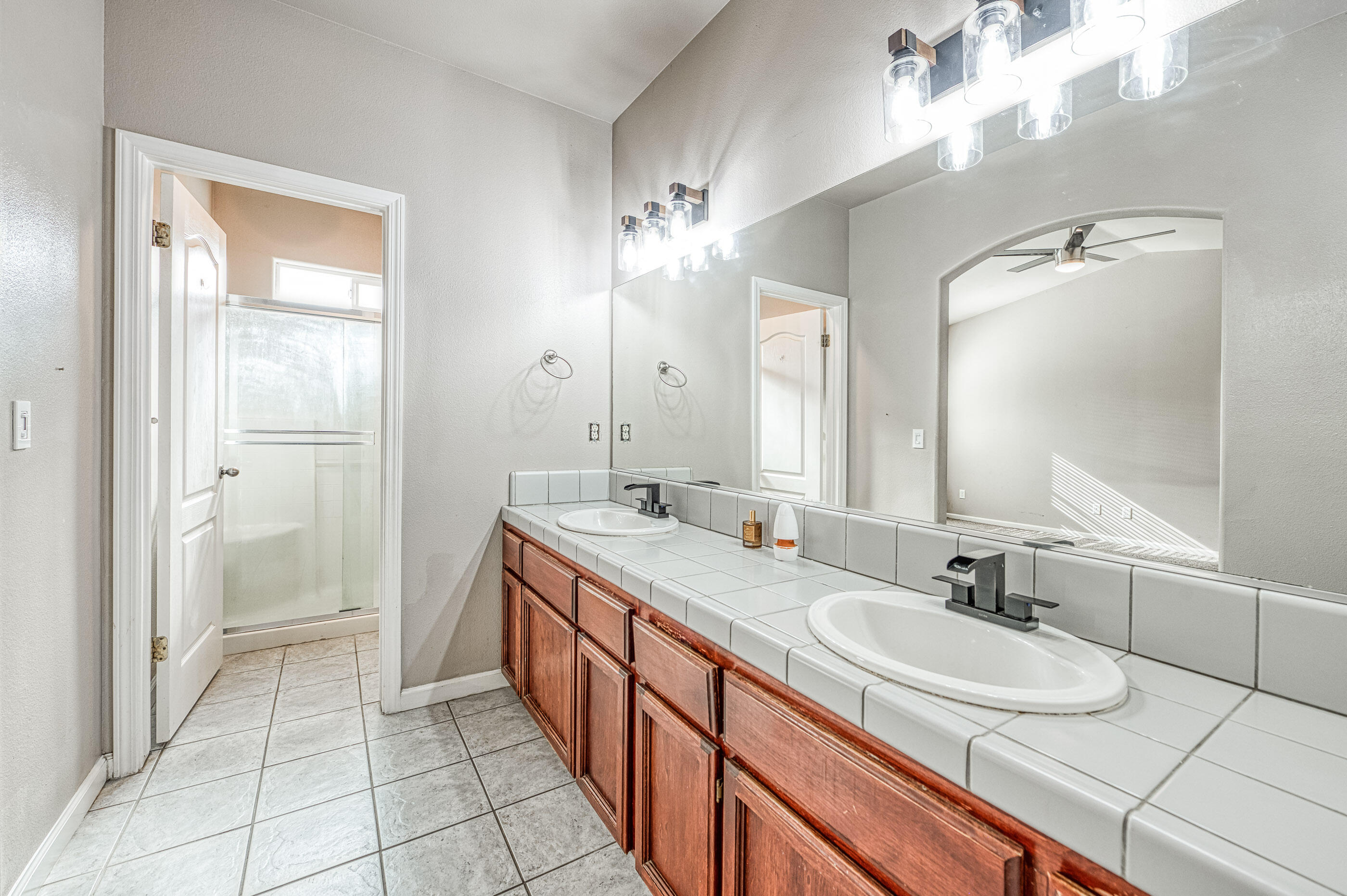 3744 Olive Ln, Selma, CA 93662