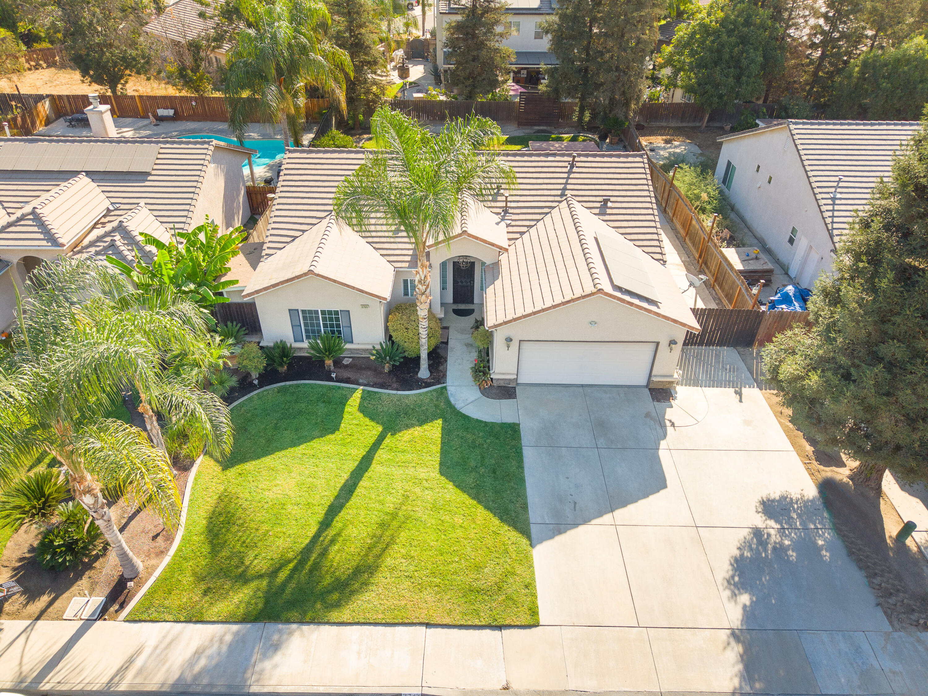 3744 Olive Ln, Selma, CA 93662