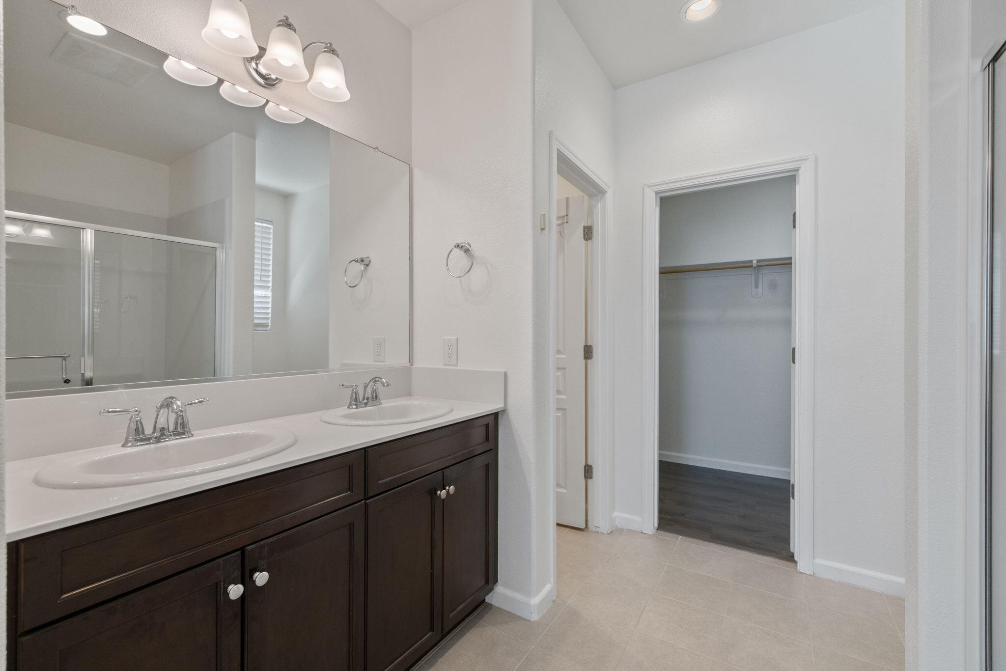 4333 W Lark Ave, Visalia, CA 93291