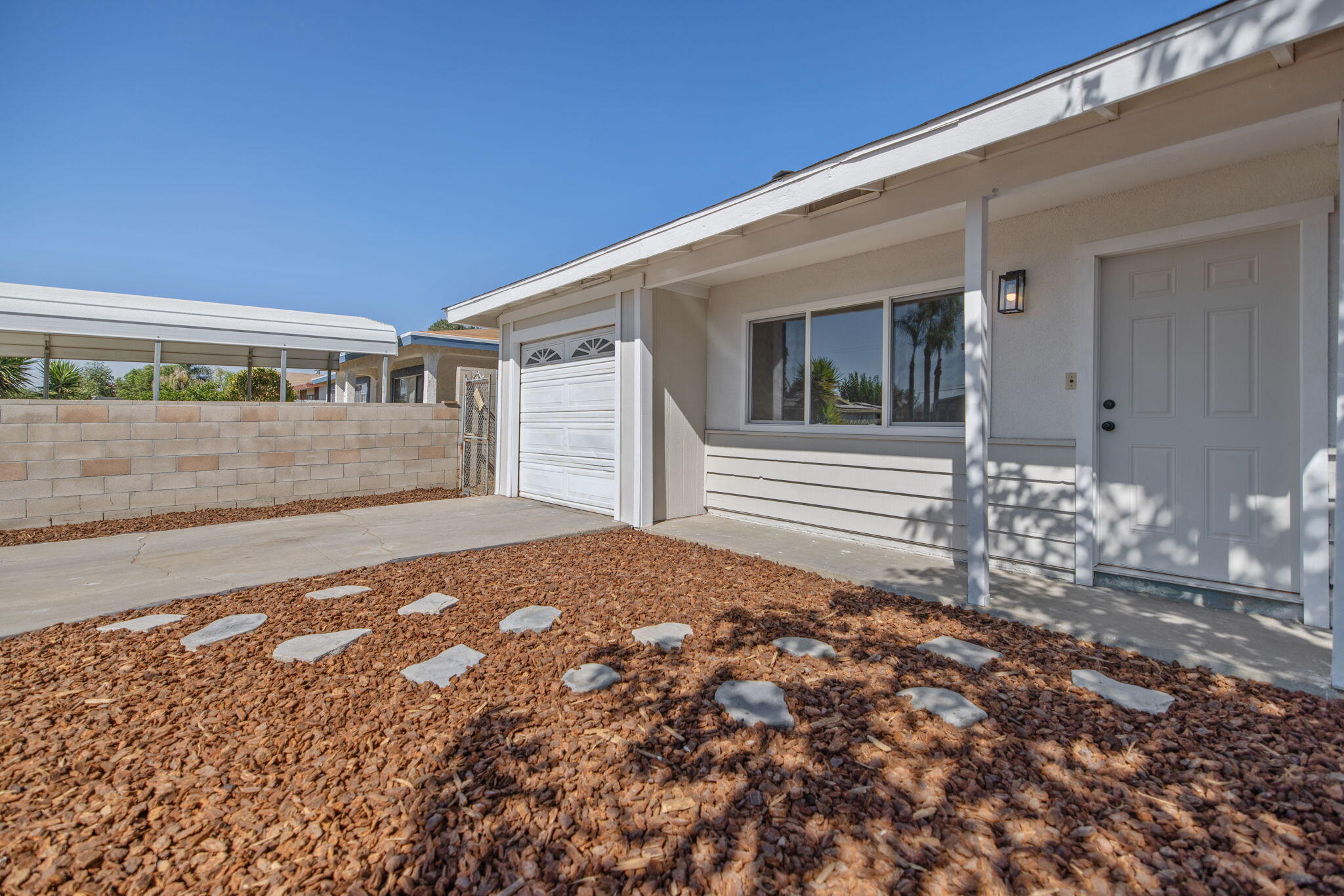 420 7th St, McFarland, CA 93250