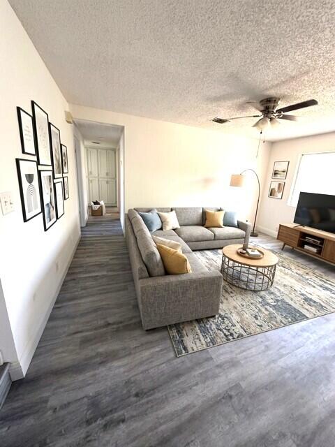 2807 E Norman Ave, Visalia, CA 93292