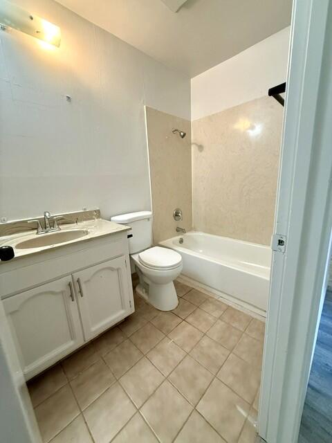 2807 E Norman Ave, Visalia, CA 93292