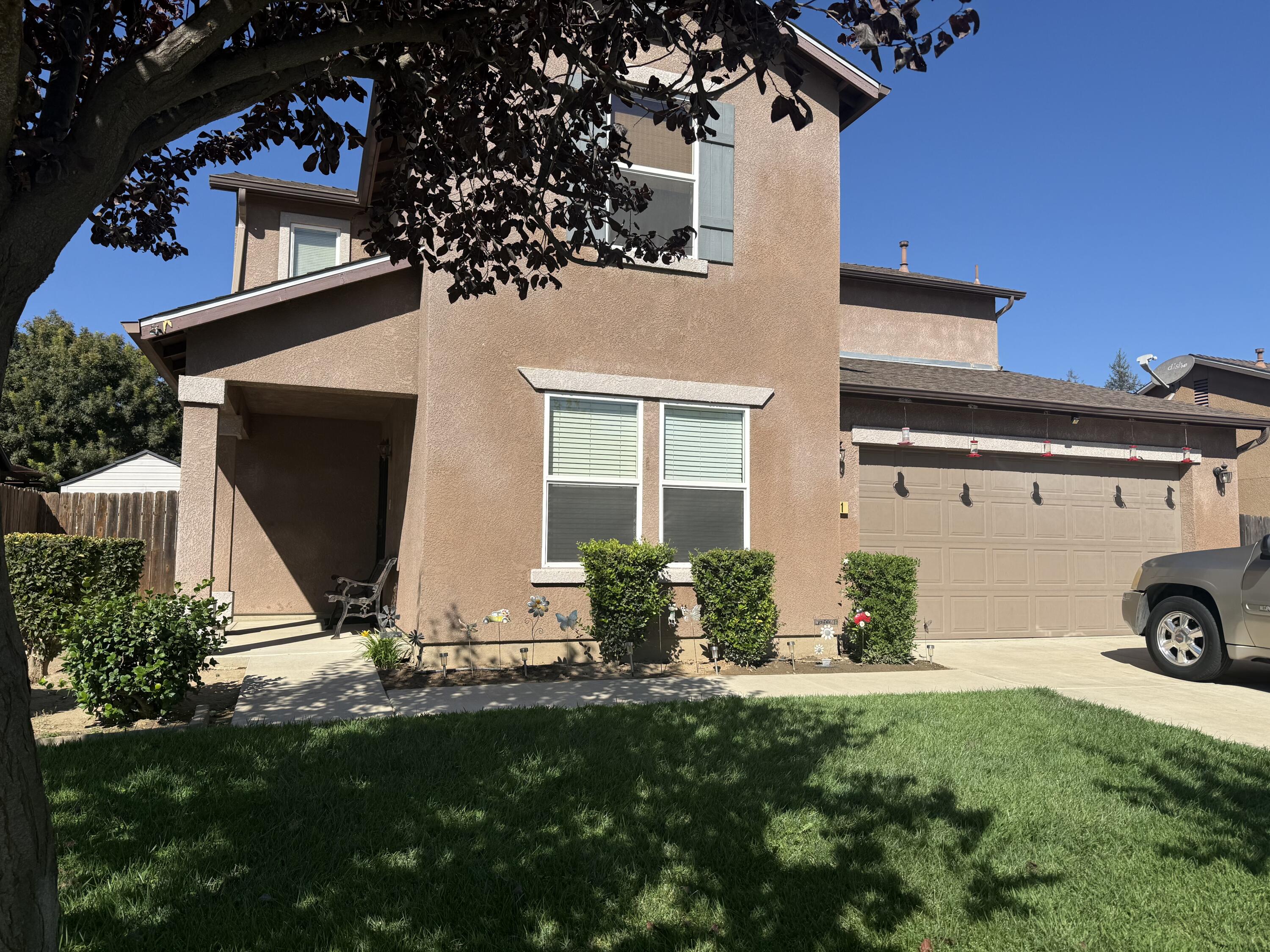131 S Sol St, Visalia, CA 93292