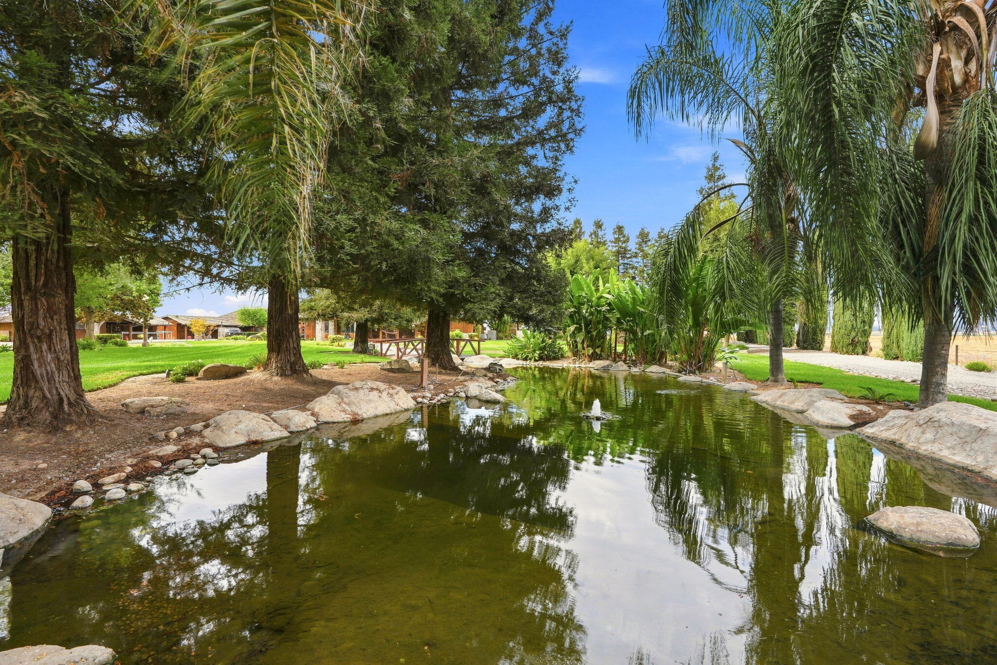 10098 Avenue 360, Visalia, CA 93291