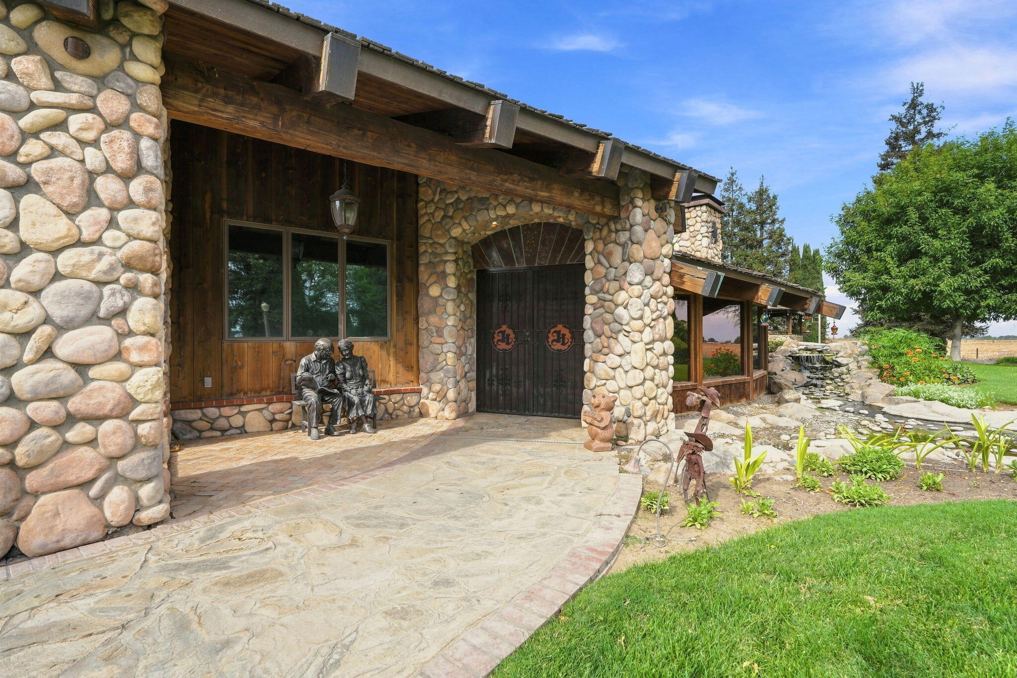 10098 Avenue 360, Visalia, CA 93291