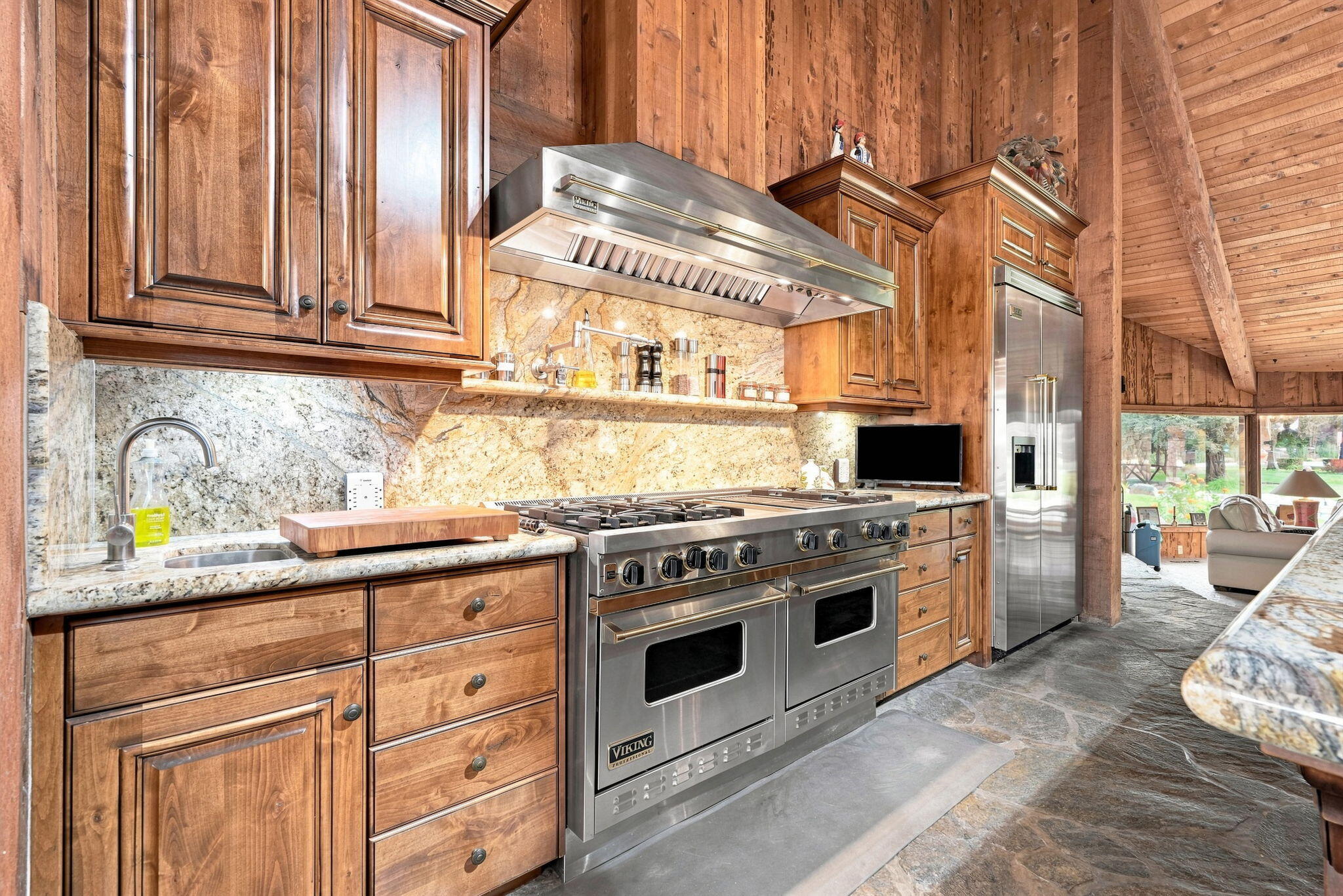 10098 Avenue 360, Visalia, CA 93291