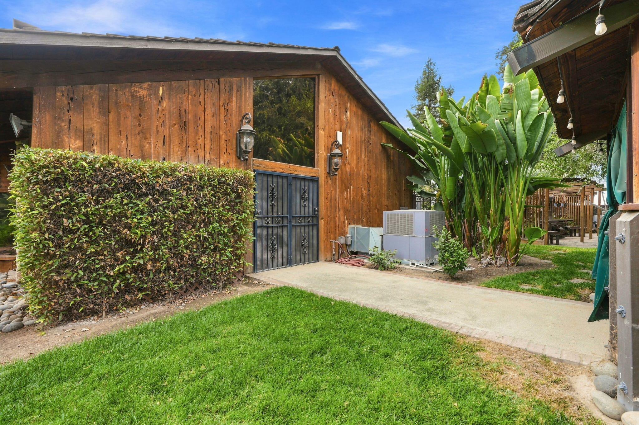 10098 Avenue 360, Visalia, CA 93291