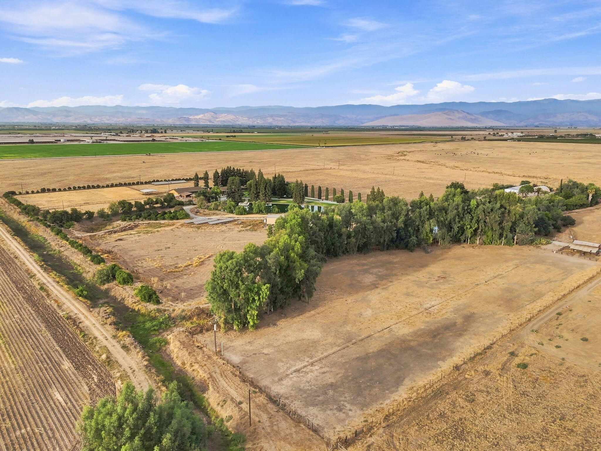 10098 Avenue 360, Visalia, CA 93291