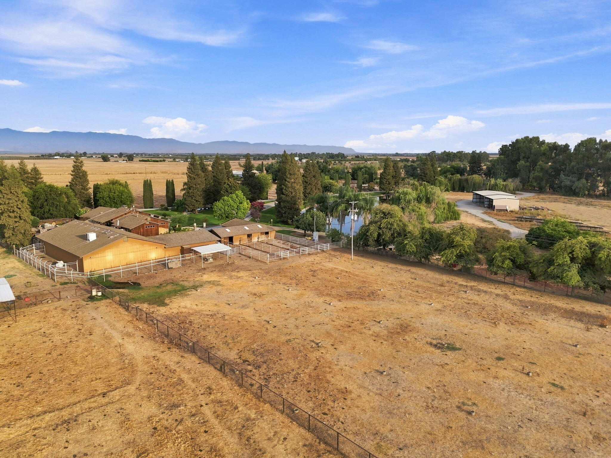10098 Avenue 360, Visalia, CA 93291