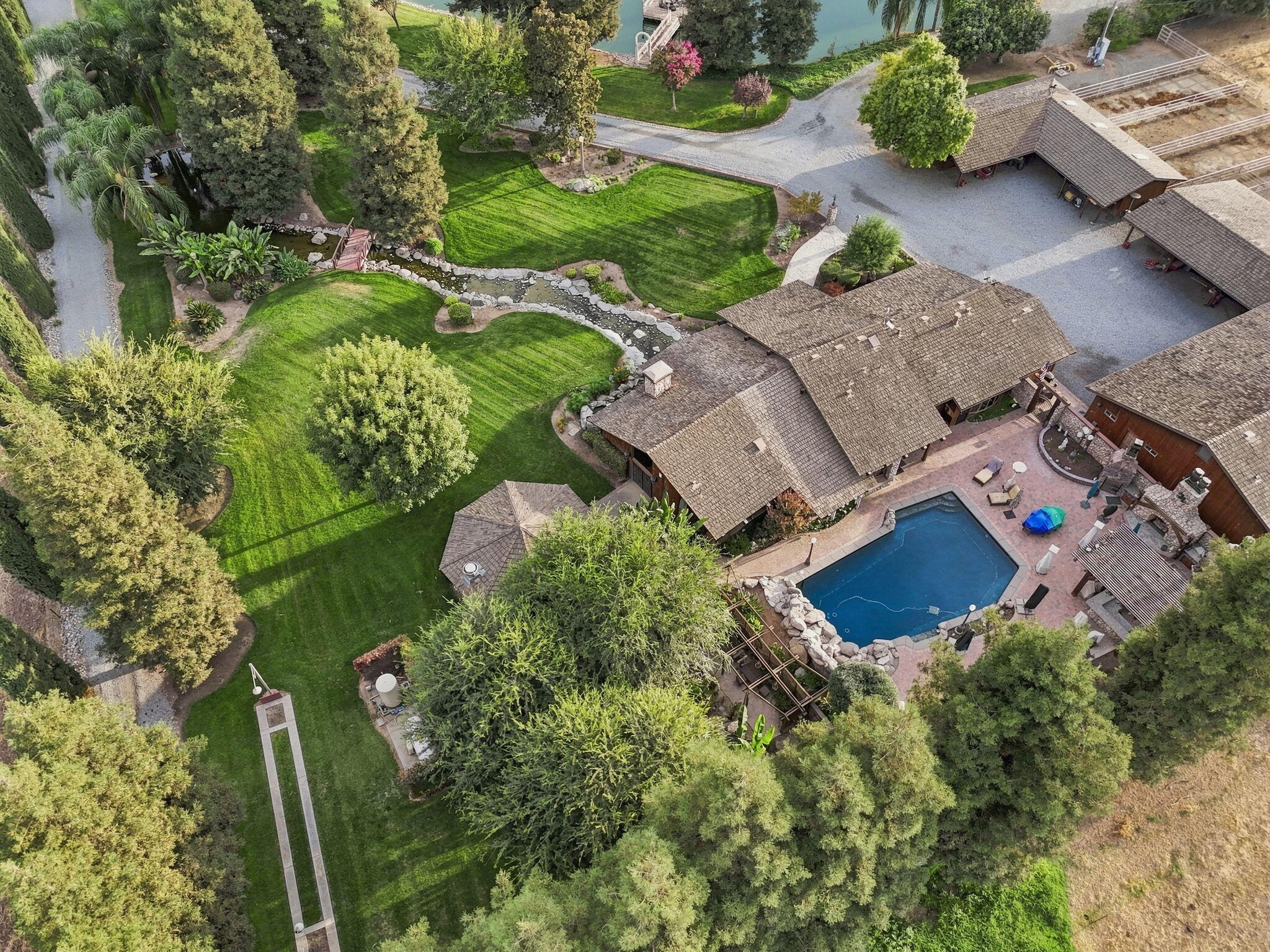 10098 Avenue 360, Visalia, CA 93291