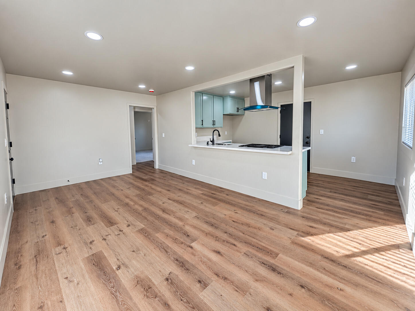 130 N Grape St, Visalia, CA 93291