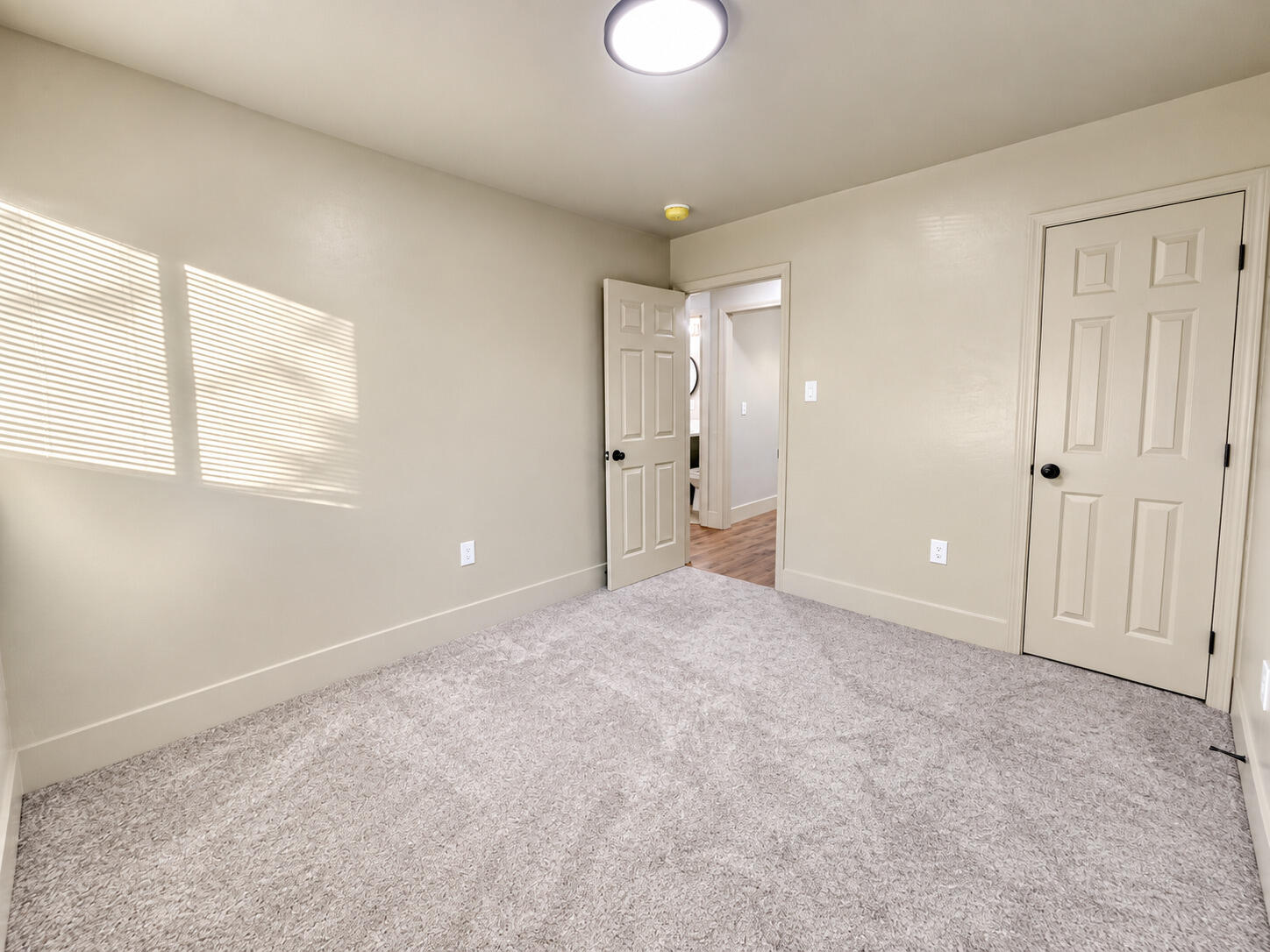 130 N Grape St, Visalia, CA 93291