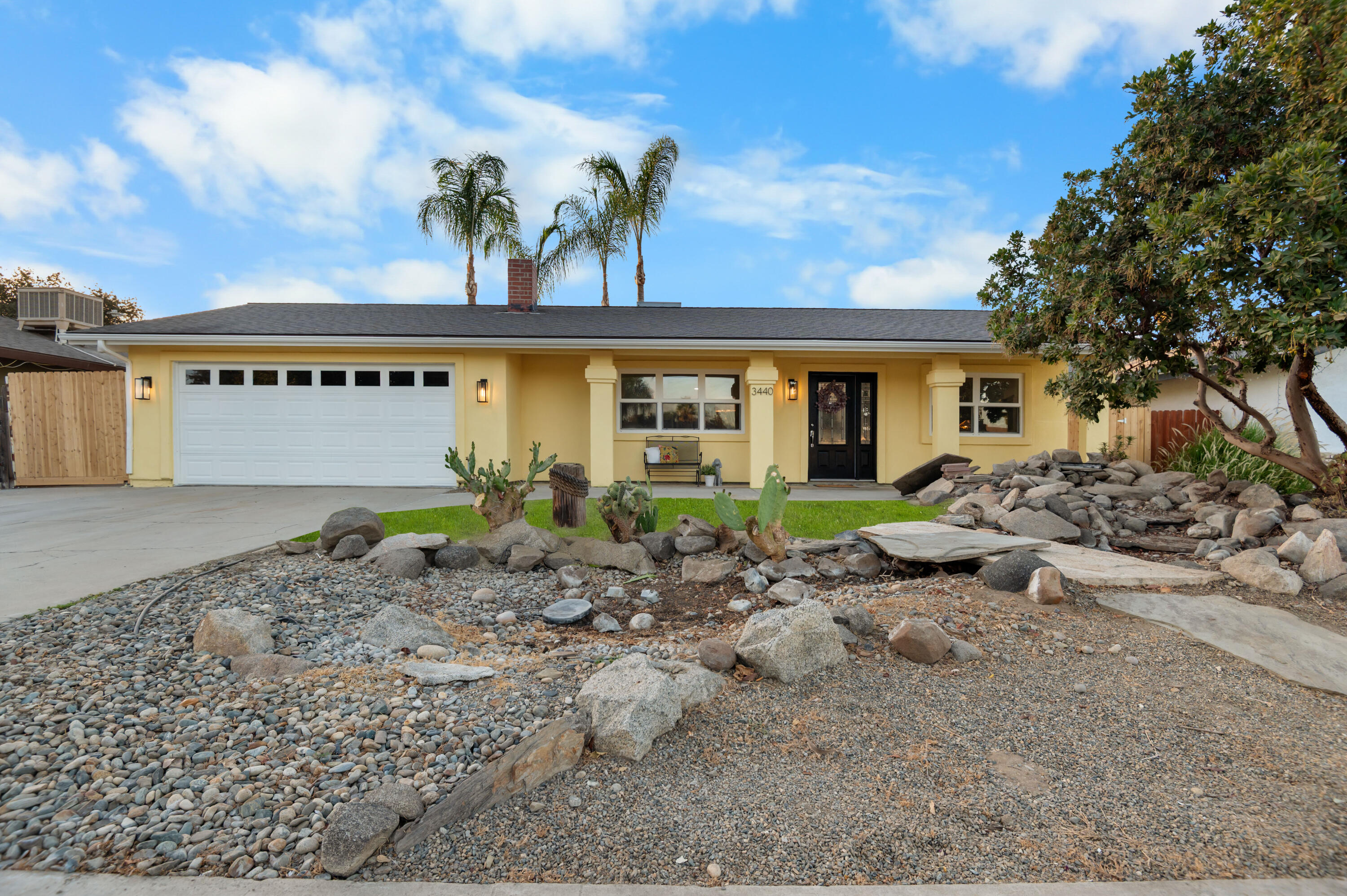 3440 W W Pryor Ave, Visalia, CA 93277