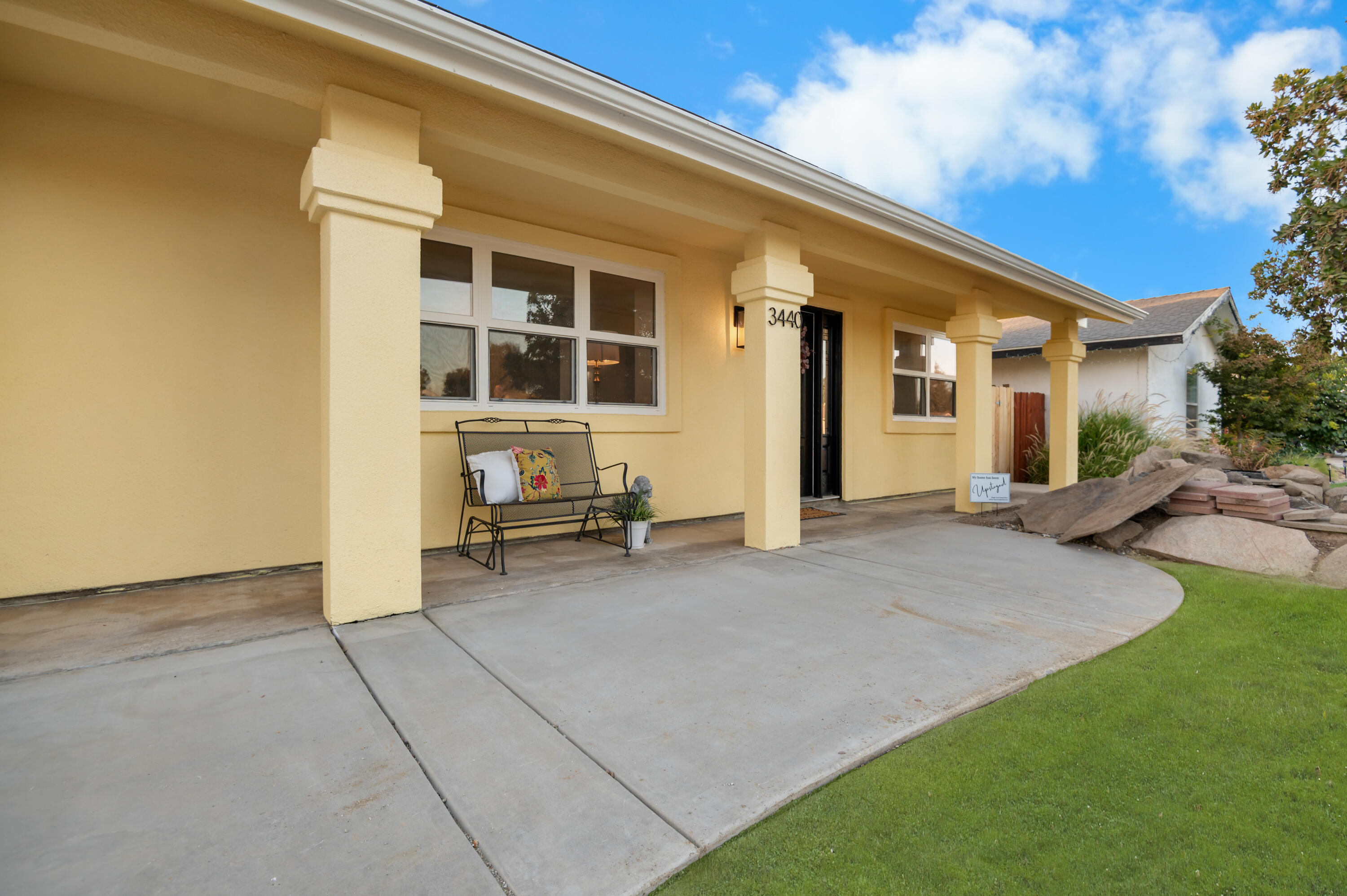 3440 W W Pryor Ave, Visalia, CA 93277