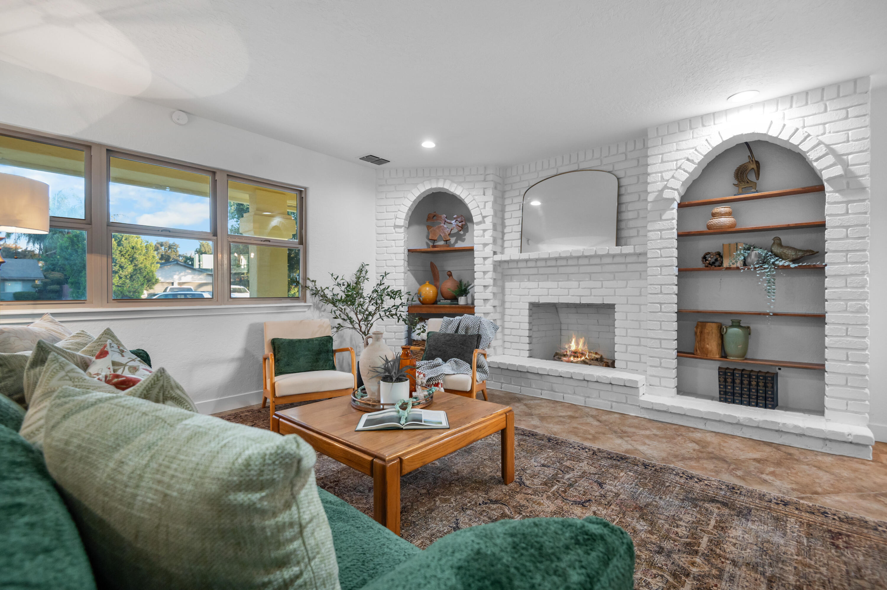 3440 W W Pryor Ave, Visalia, CA 93277