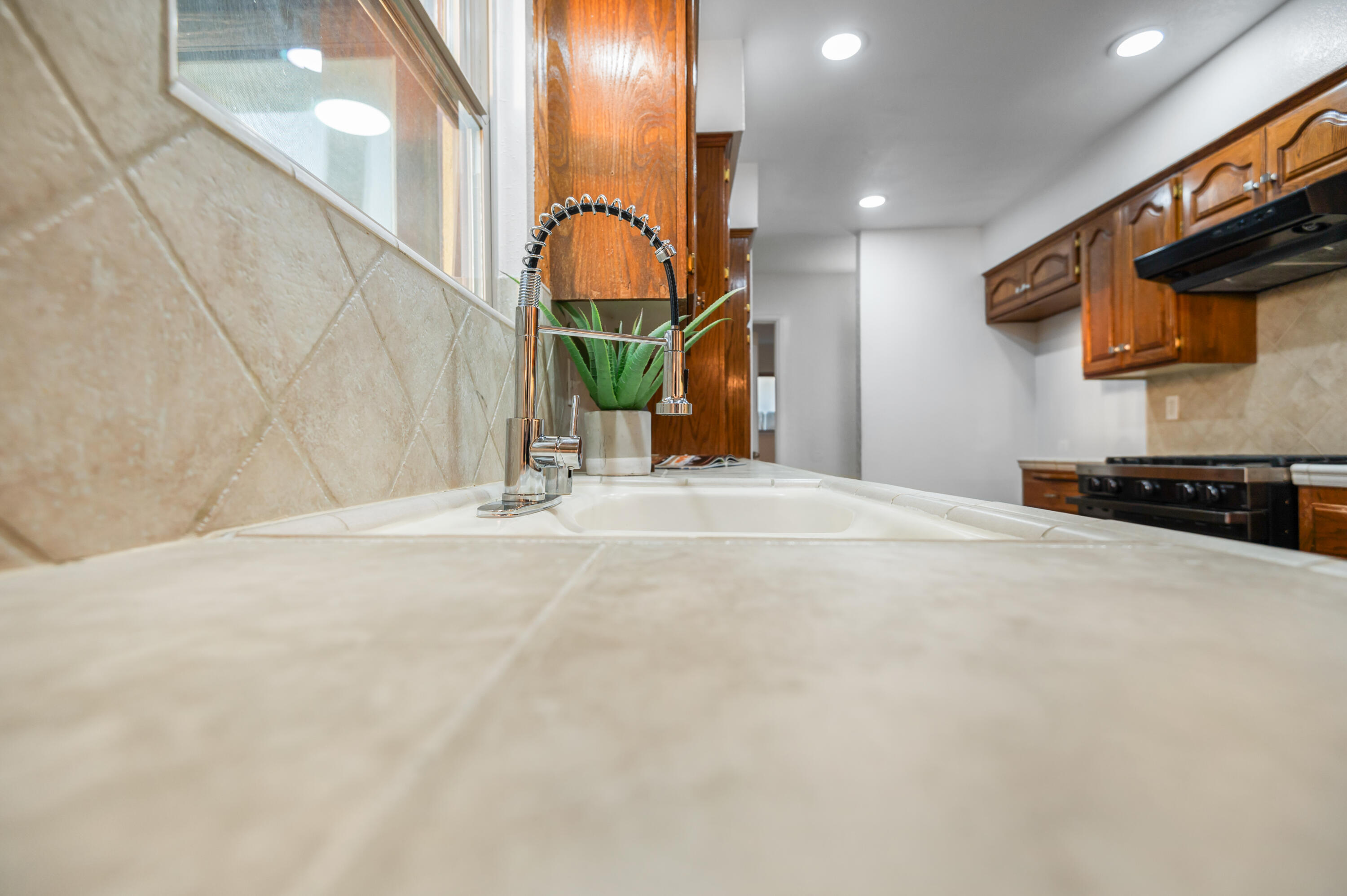 3440 W W Pryor Ave, Visalia, CA 93277