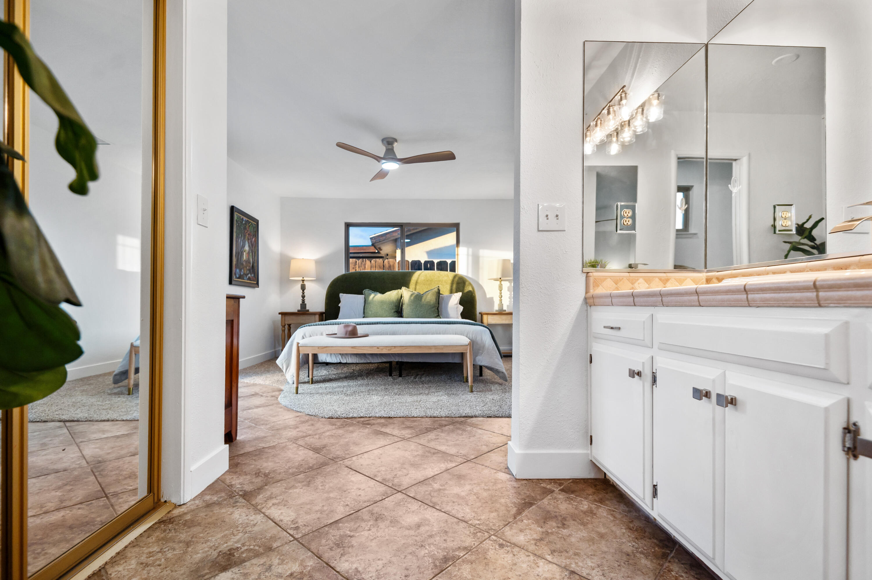 3440 W W Pryor Ave, Visalia, CA 93277