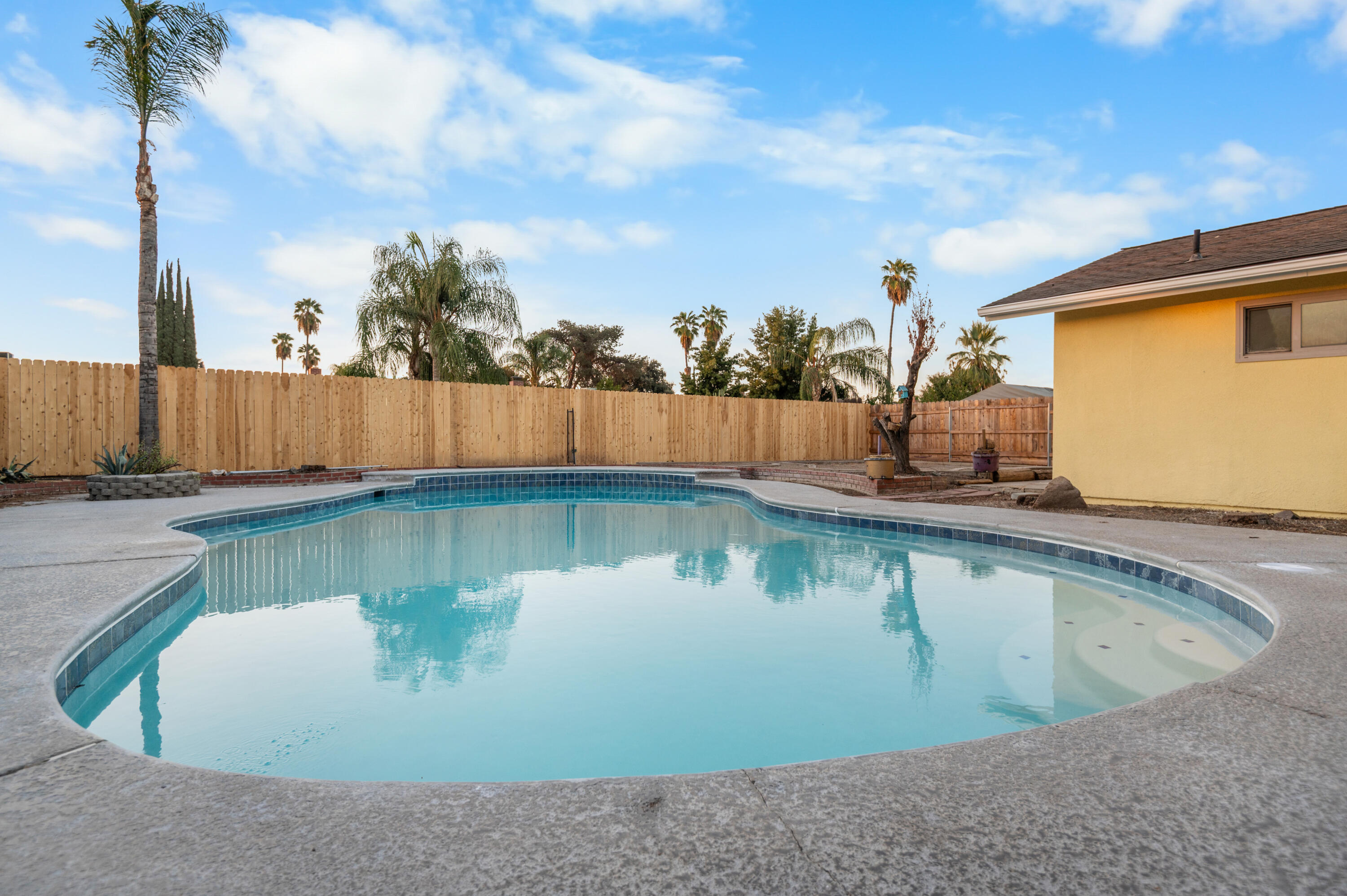 3440 W W Pryor Ave, Visalia, CA 93277
